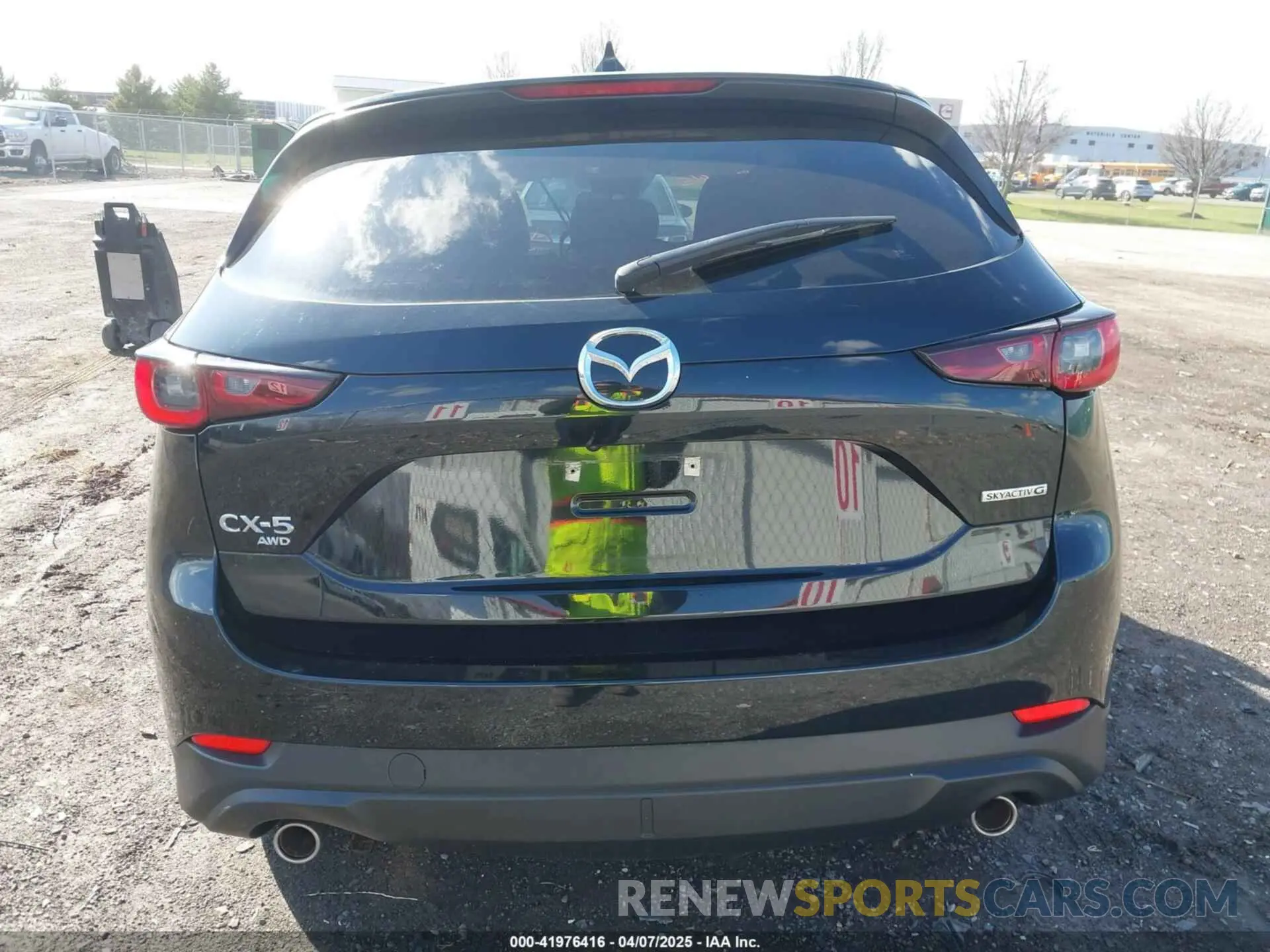 15 fotografías del automóvil dañado JM3KFBBMXP0149150 MAZDA CX-5 2023