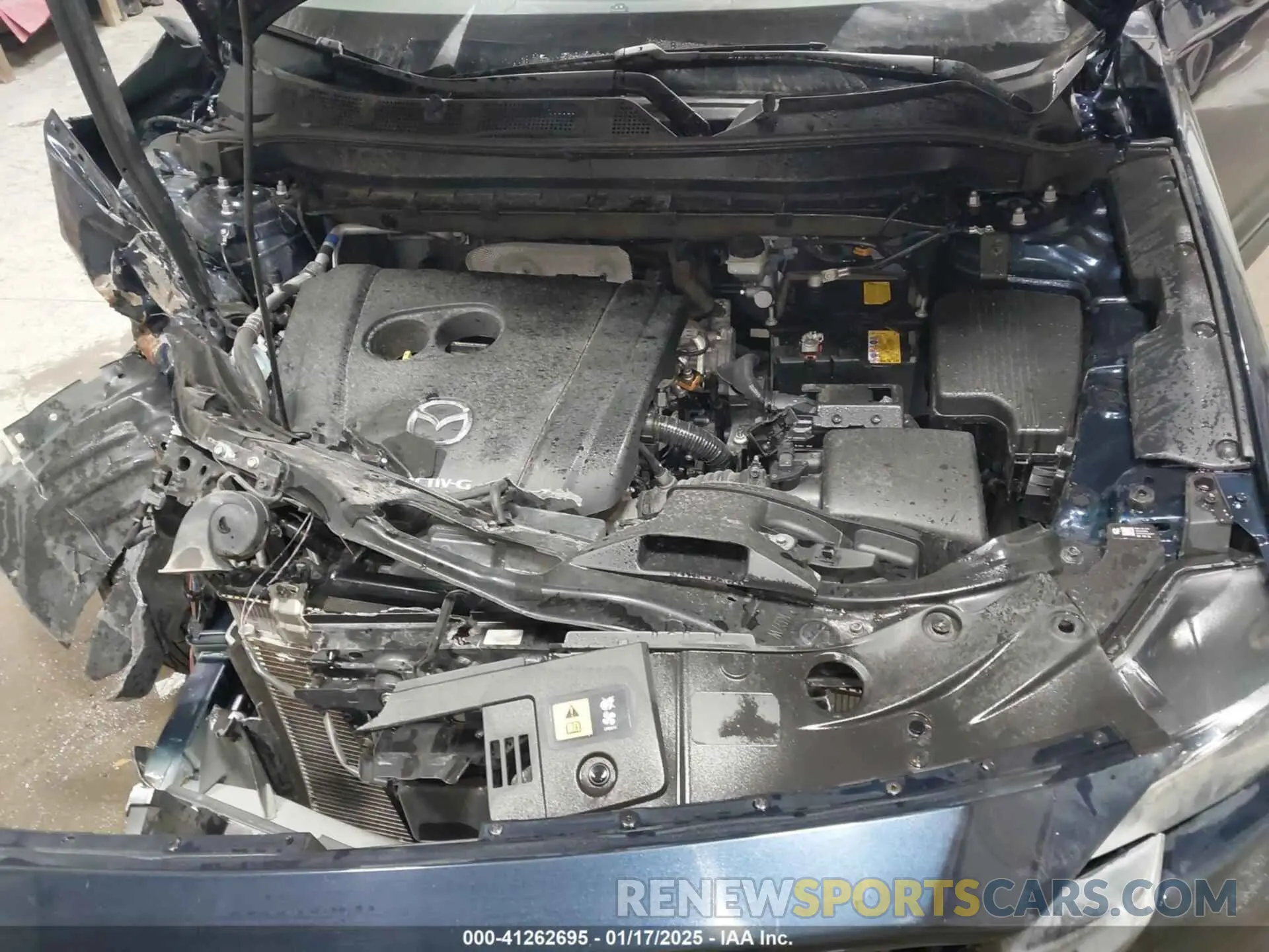 10 fotografías del automóvil dañado JM3KFBCM0P0173021 MAZDA CX-5 2023