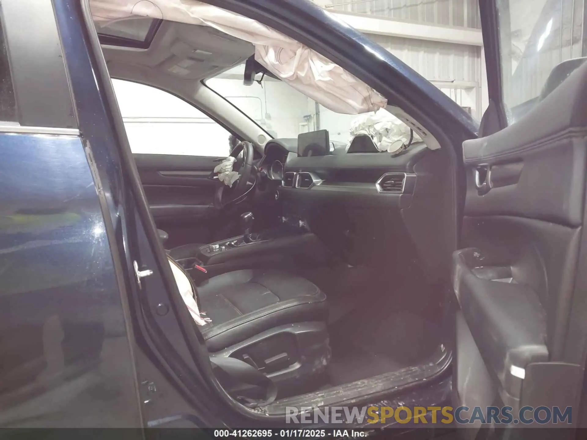 5 fotografías del automóvil dañado JM3KFBCM0P0173021 MAZDA CX-5 2023