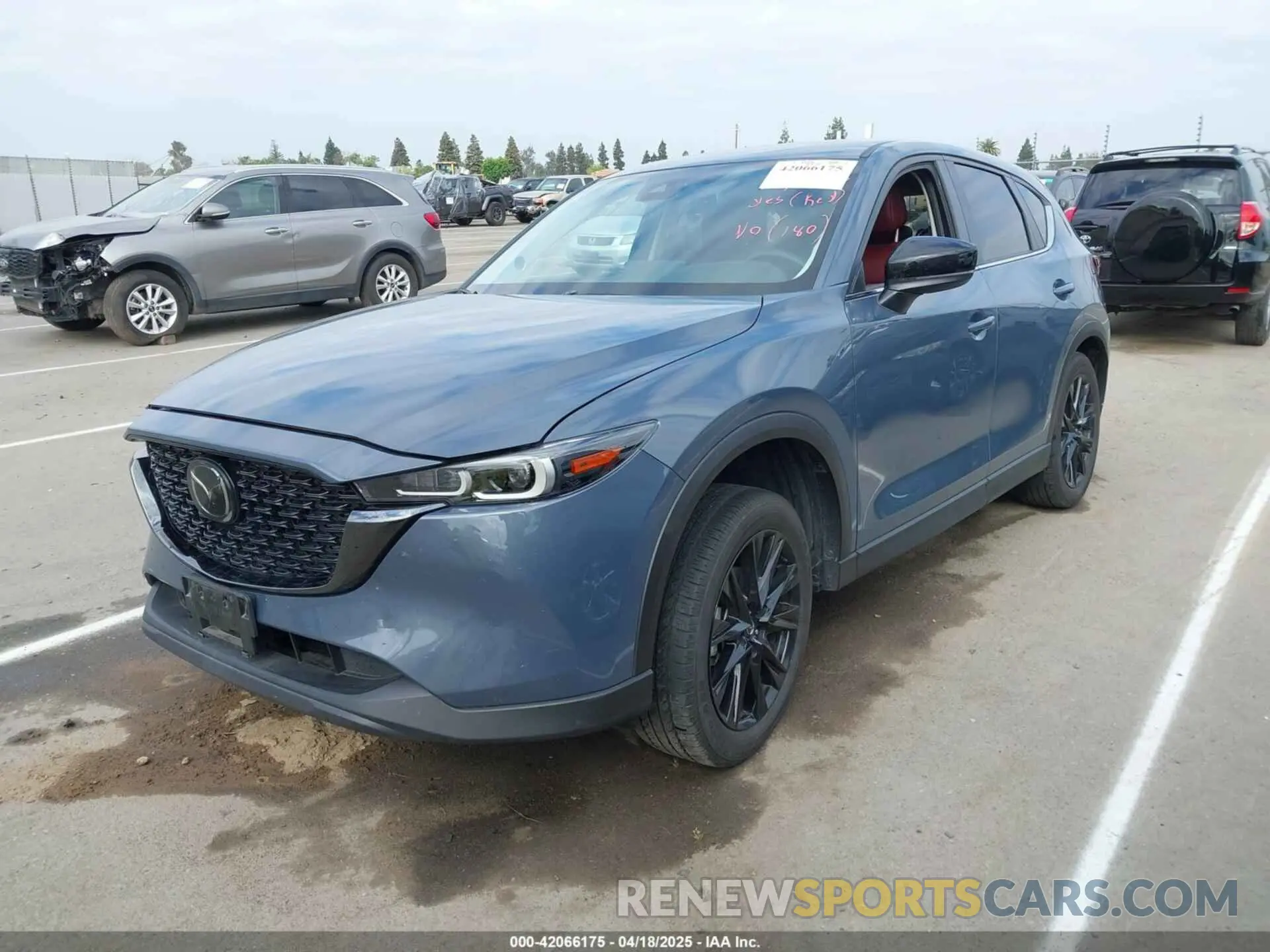 2 fotografías del automóvil dañado JM3KFBCM0P0255265 MAZDA CX-5 2023