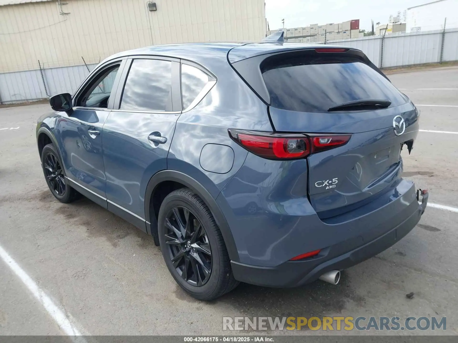 3 fotografías del automóvil dañado JM3KFBCM0P0255265 MAZDA CX-5 2023