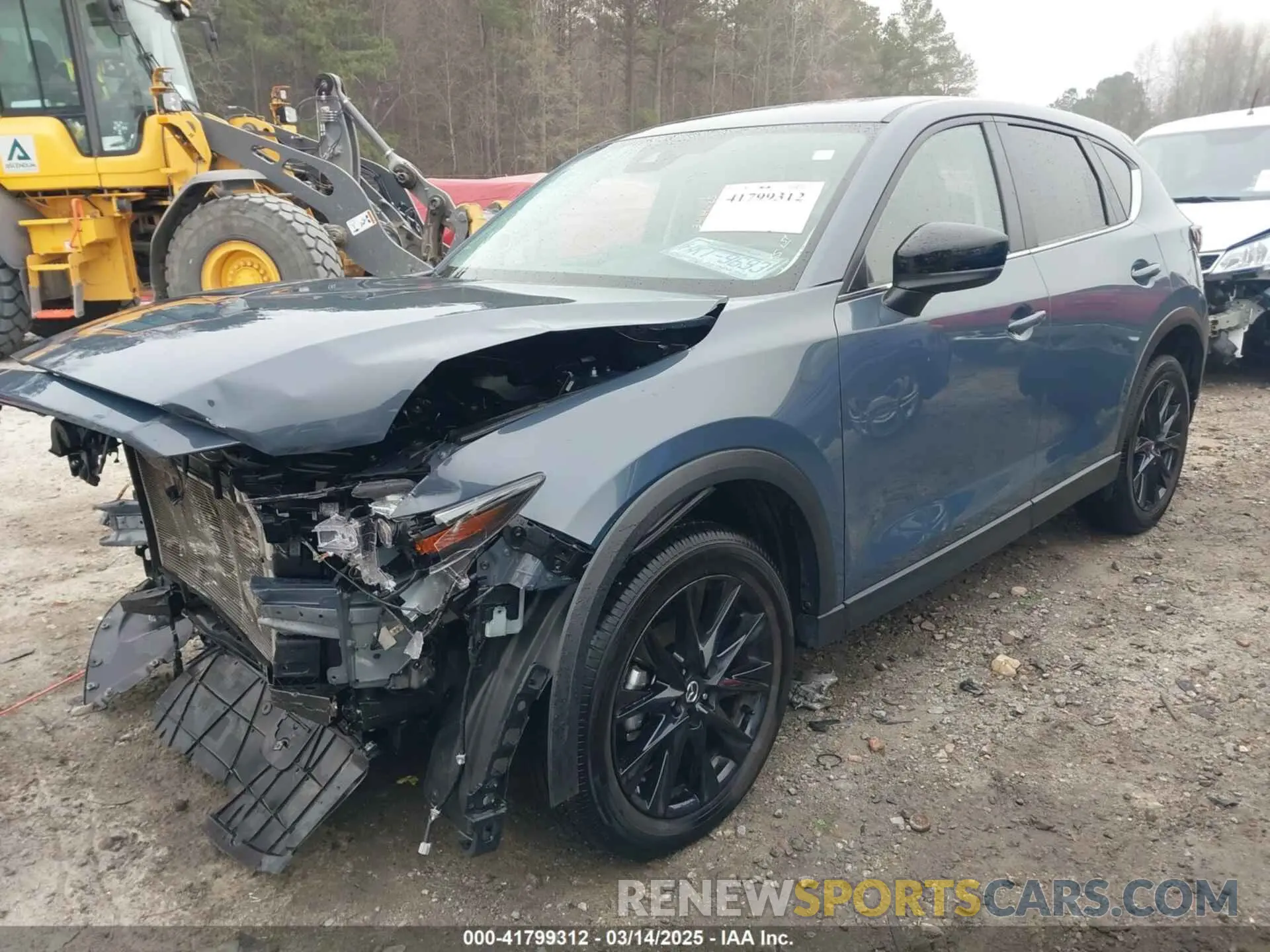 2 fotografías del automóvil dañado JM3KFBCM0P0277203 MAZDA CX-5 2023