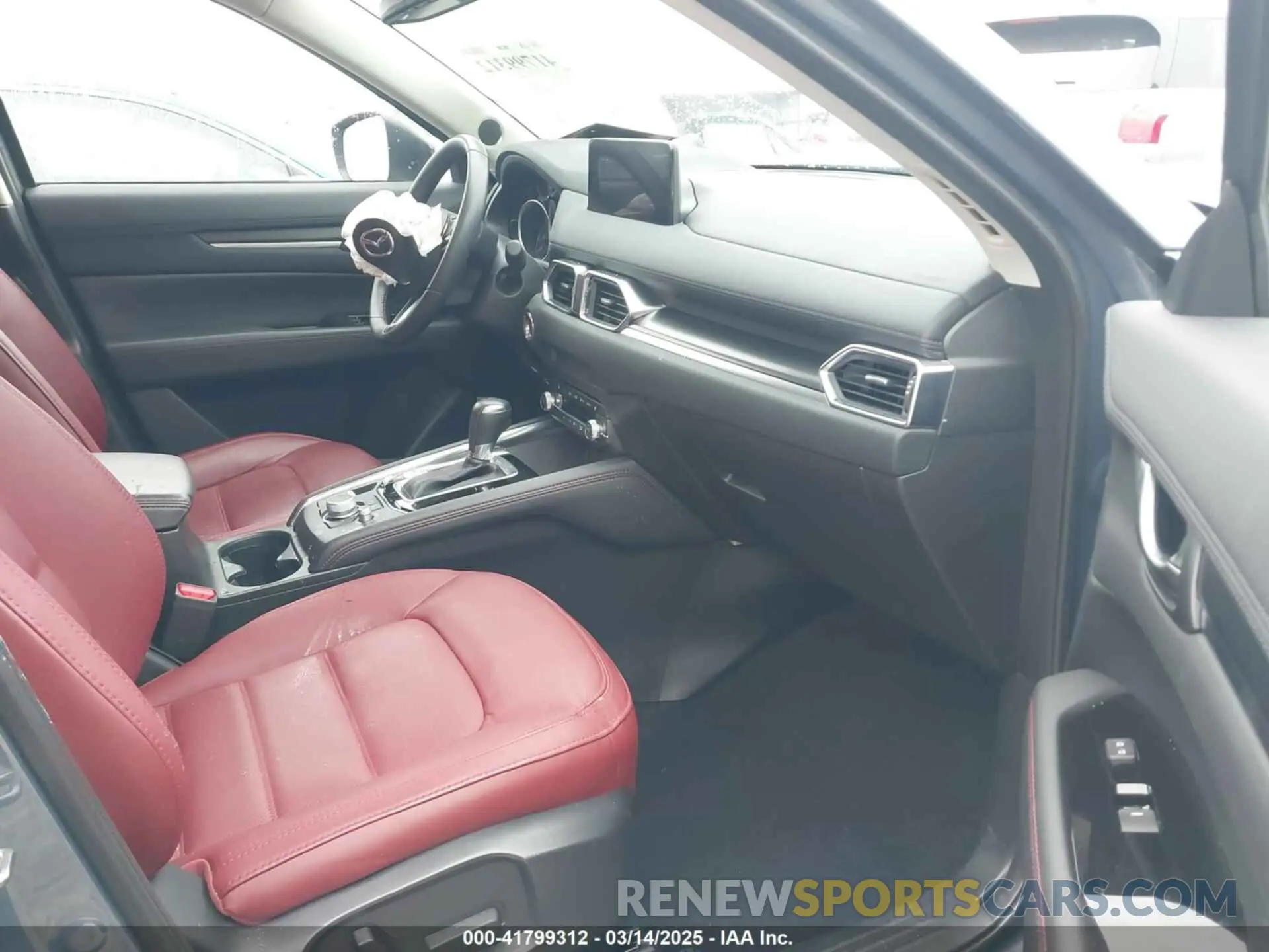 5 fotografías del automóvil dañado JM3KFBCM0P0277203 MAZDA CX-5 2023
