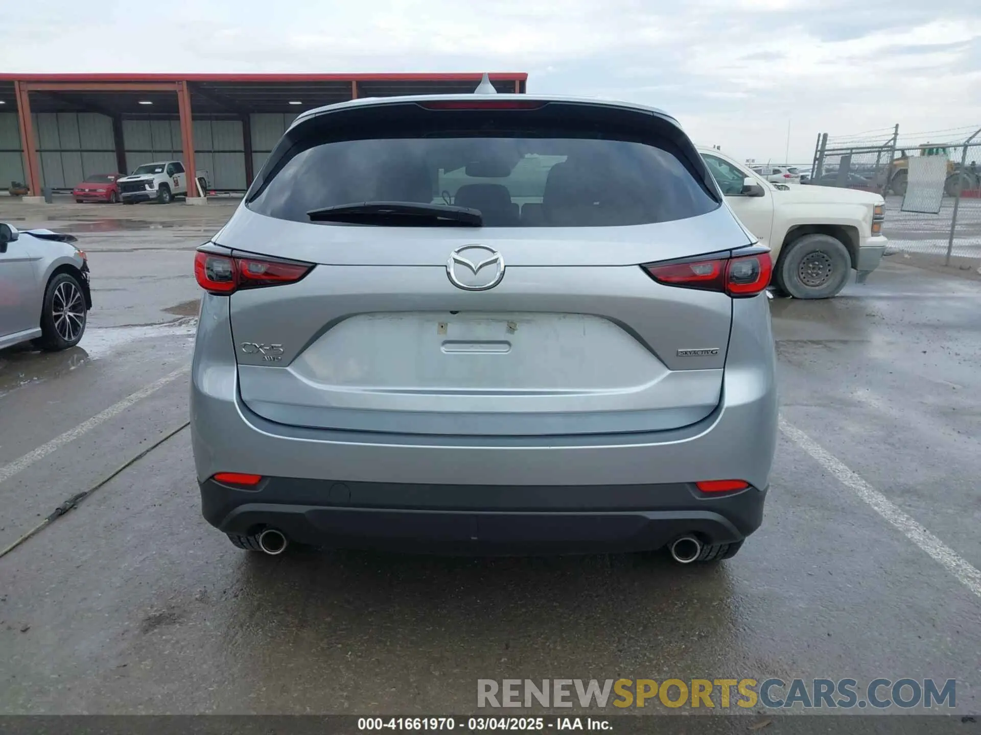 16 fotografías del automóvil dañado JM3KFBCM1P0131070 MAZDA CX-5 2023