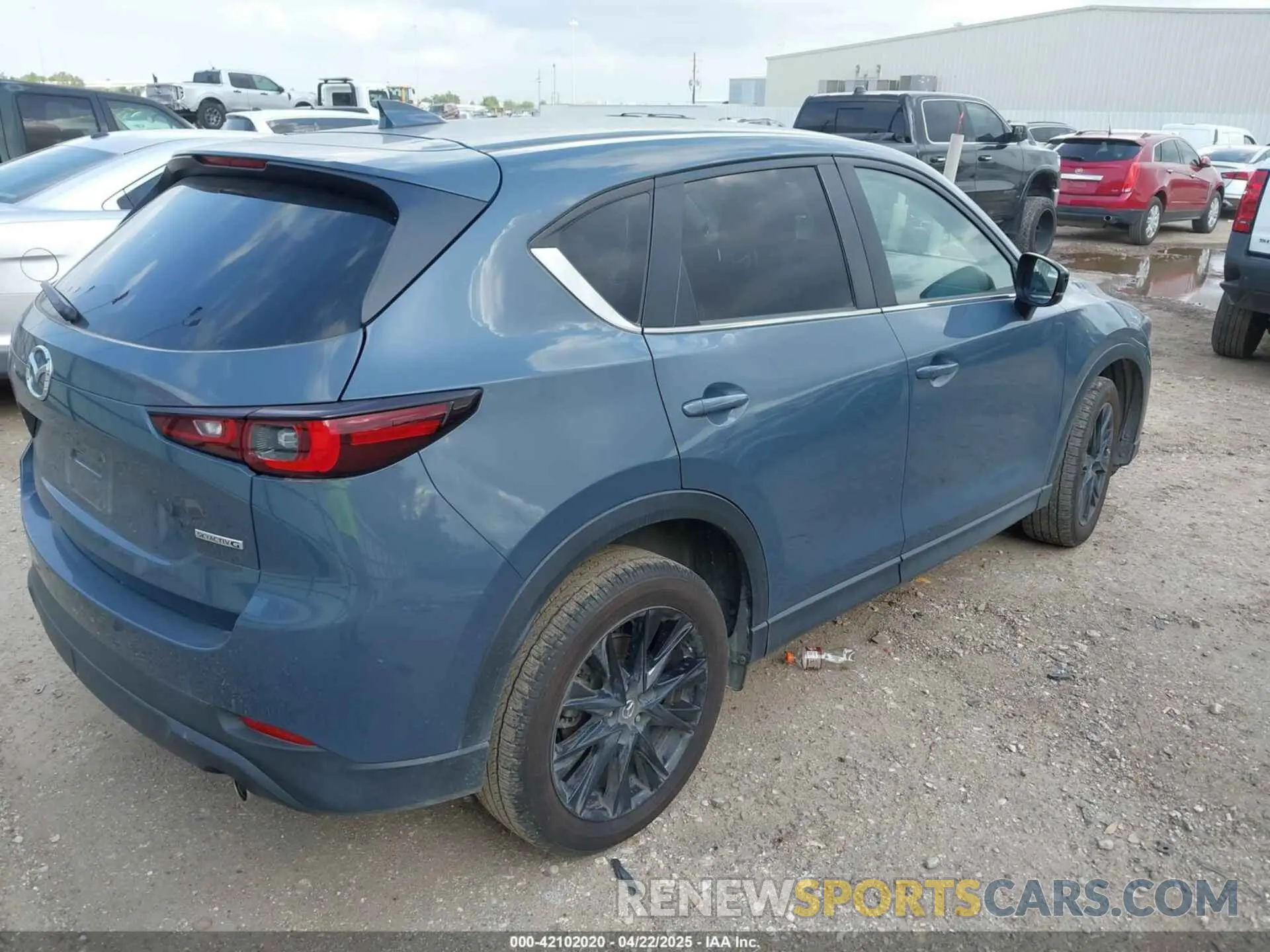 4 fotografías del automóvil dañado JM3KFBCM1P0193231 MAZDA CX-5 2023