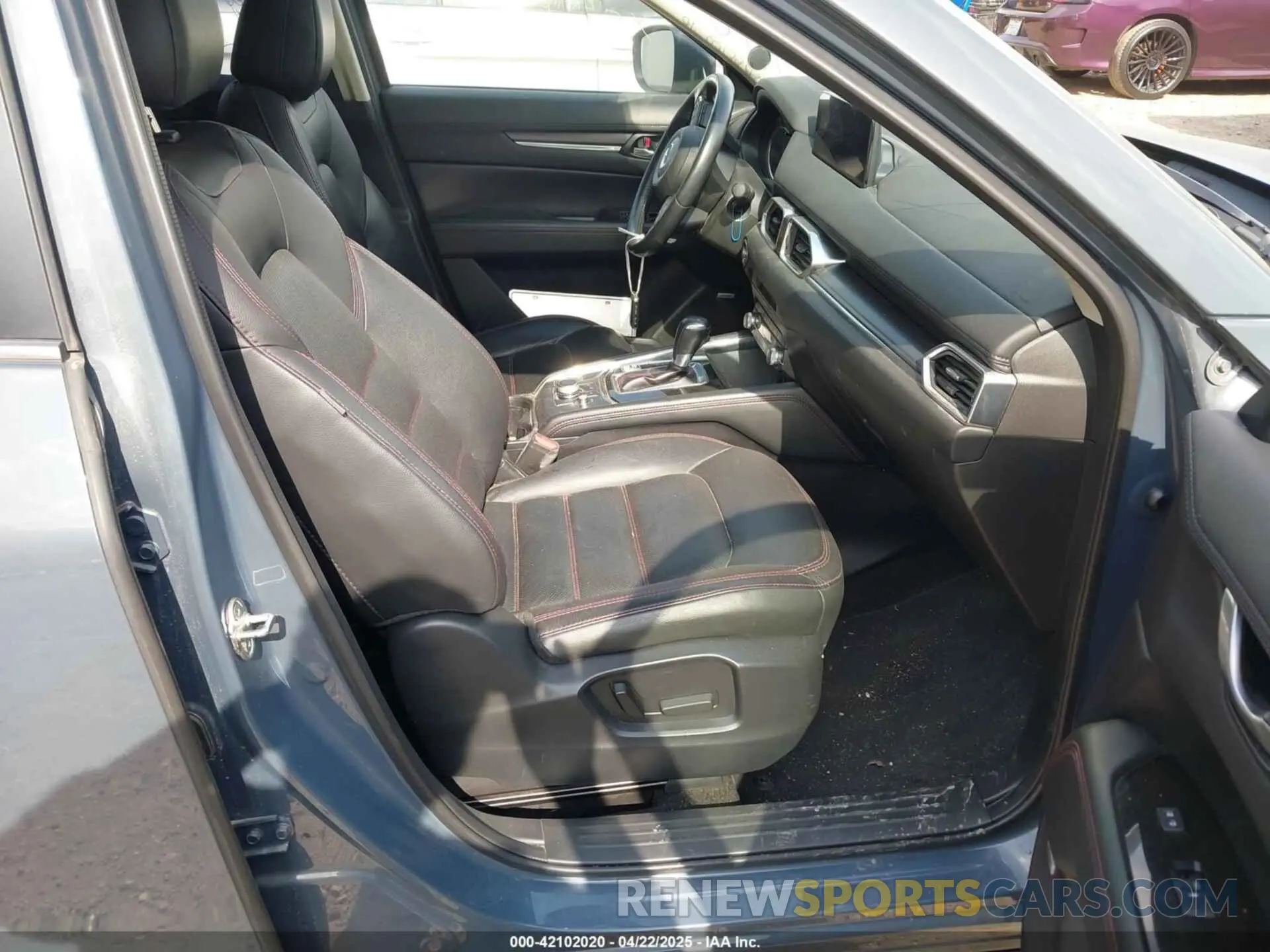 5 fotografías del automóvil dañado JM3KFBCM1P0193231 MAZDA CX-5 2023