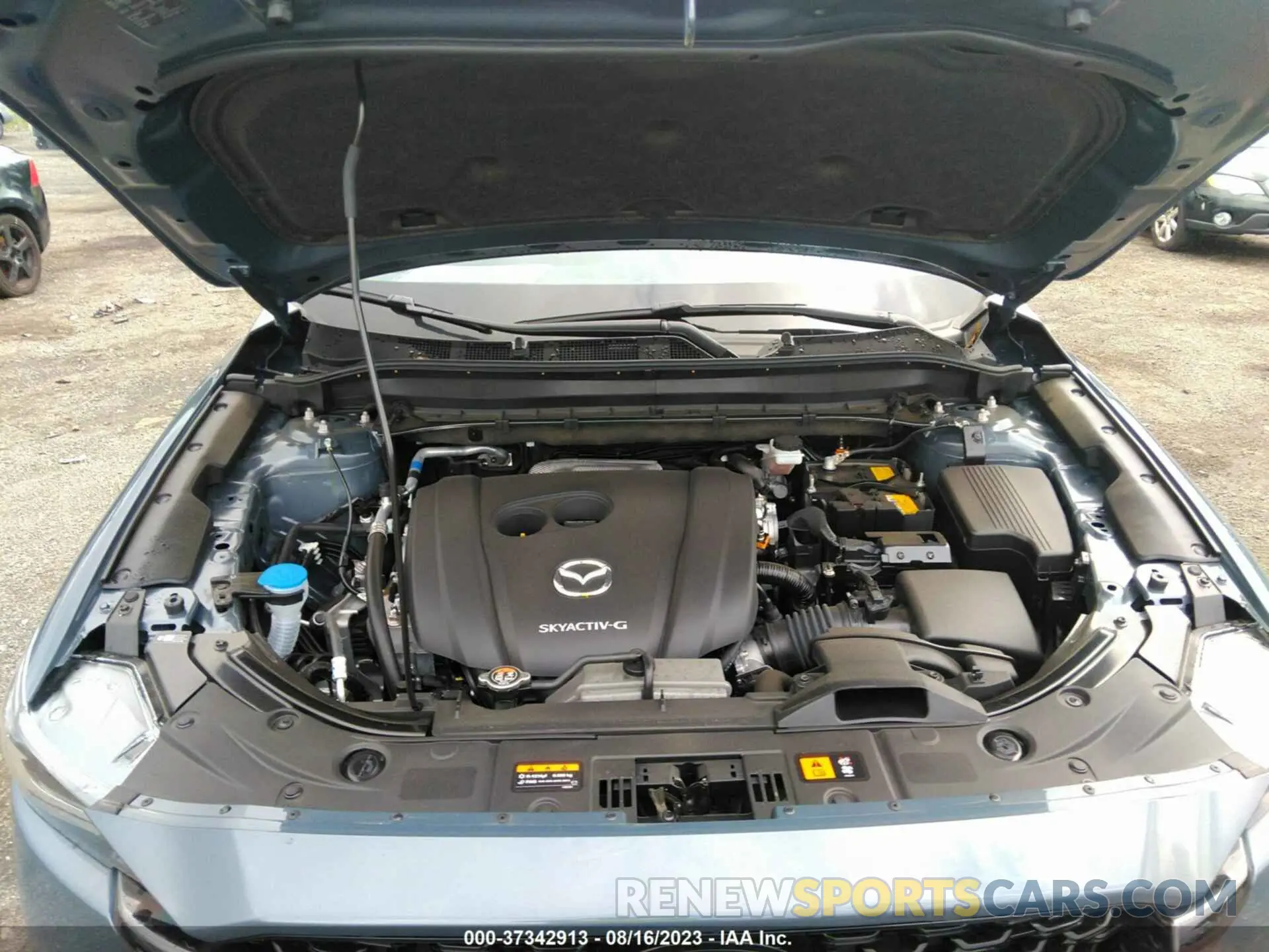 10 fotografías del automóvil dañado JM3KFBCM1P0209900 MAZDA CX-5 2023