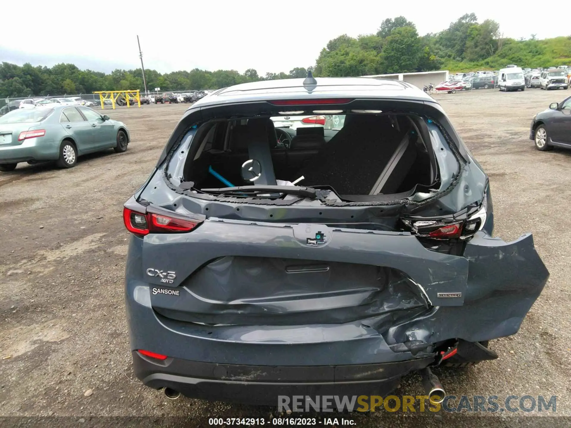 16 fotografías del automóvil dañado JM3KFBCM1P0209900 MAZDA CX-5 2023