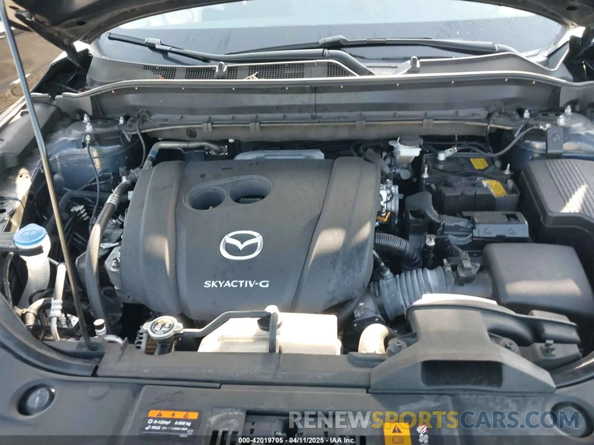 10 fotografías del automóvil dañado JM3KFBCM1P0244646 MAZDA CX-5 2023