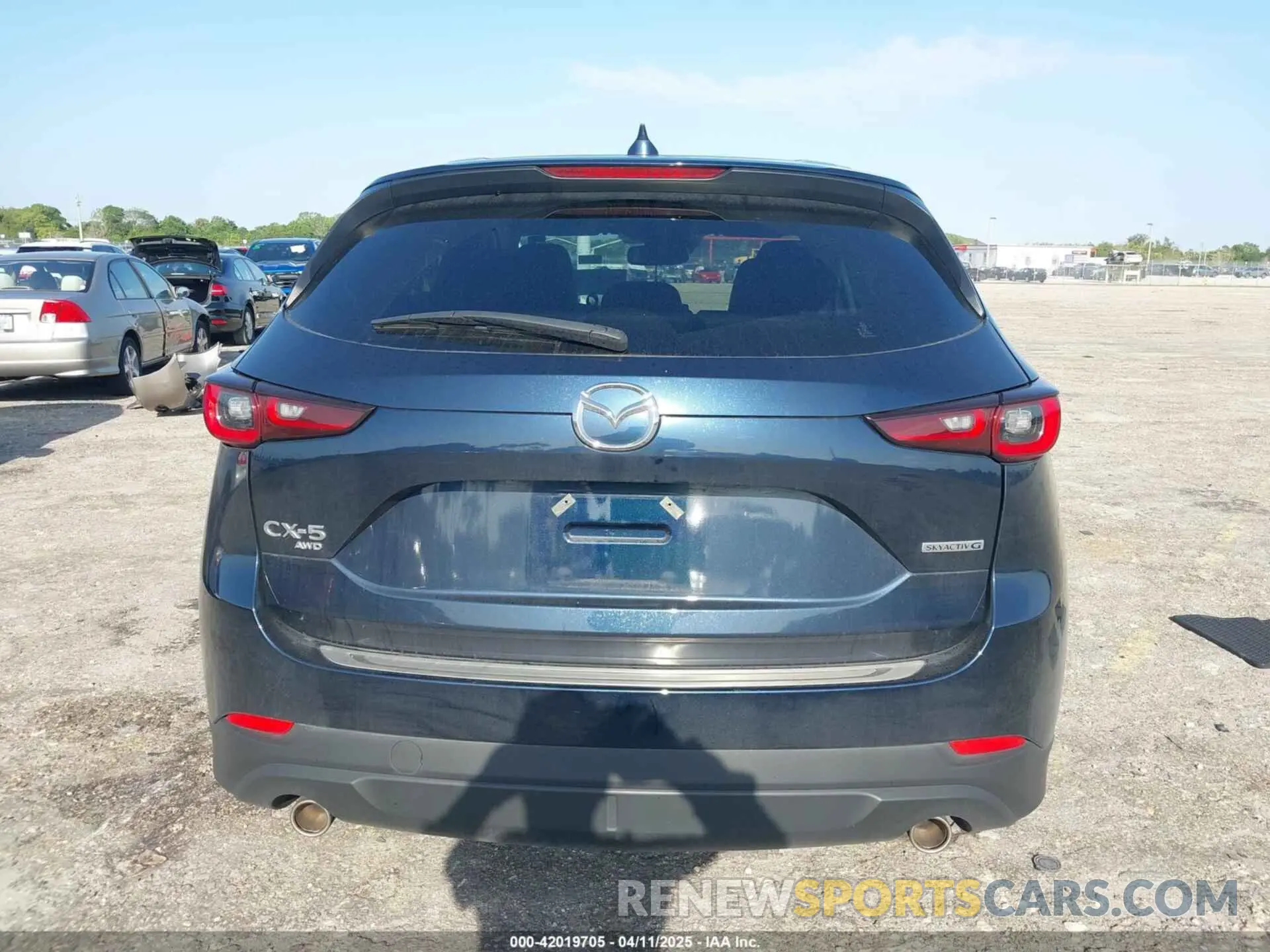 16 fotografías del automóvil dañado JM3KFBCM1P0244646 MAZDA CX-5 2023