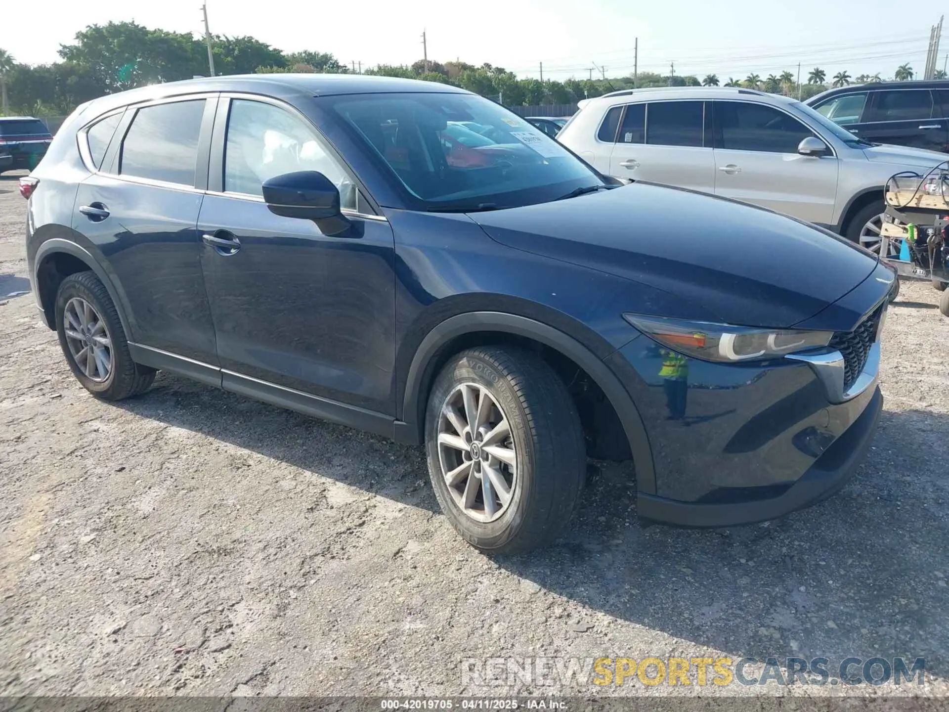 6 fotografías del automóvil dañado JM3KFBCM1P0244646 MAZDA CX-5 2023
