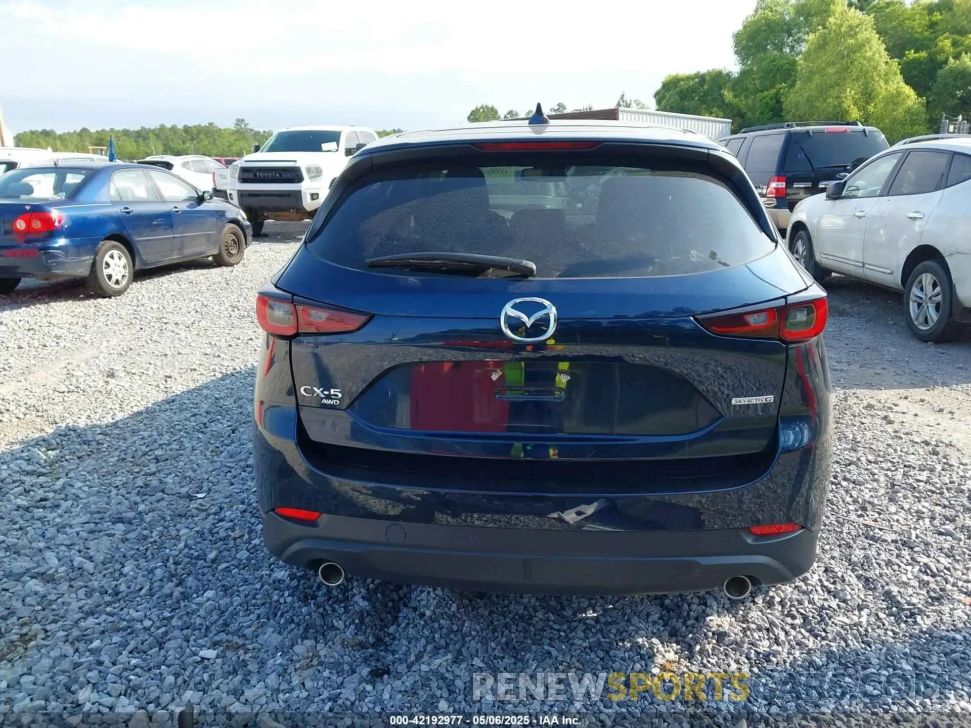 17 fotografías del automóvil dañado JM3KFBCM1P0260992 MAZDA CX-5 2023