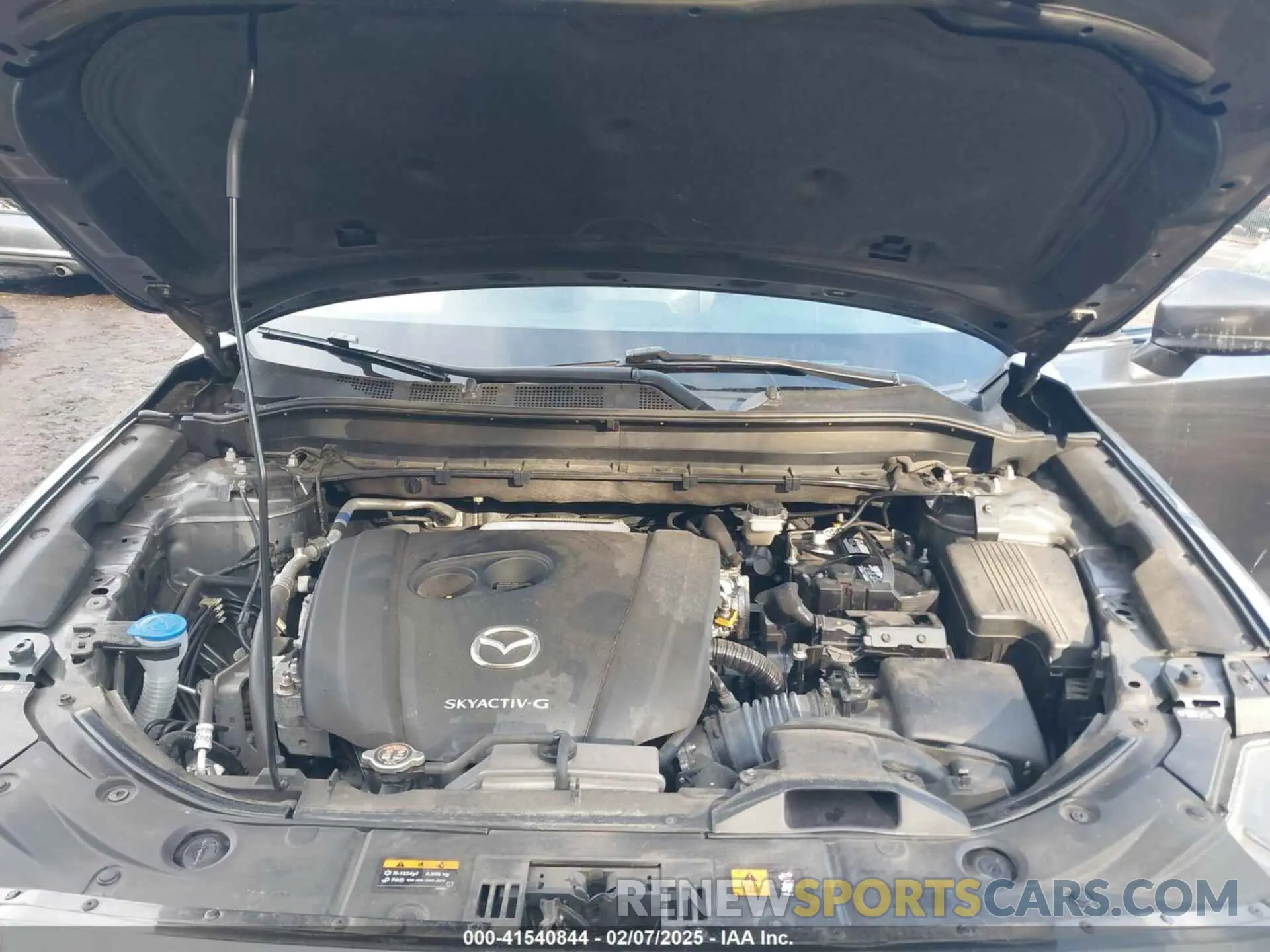 10 fotografías del automóvil dañado JM3KFBCM2P0193643 MAZDA CX-5 2023