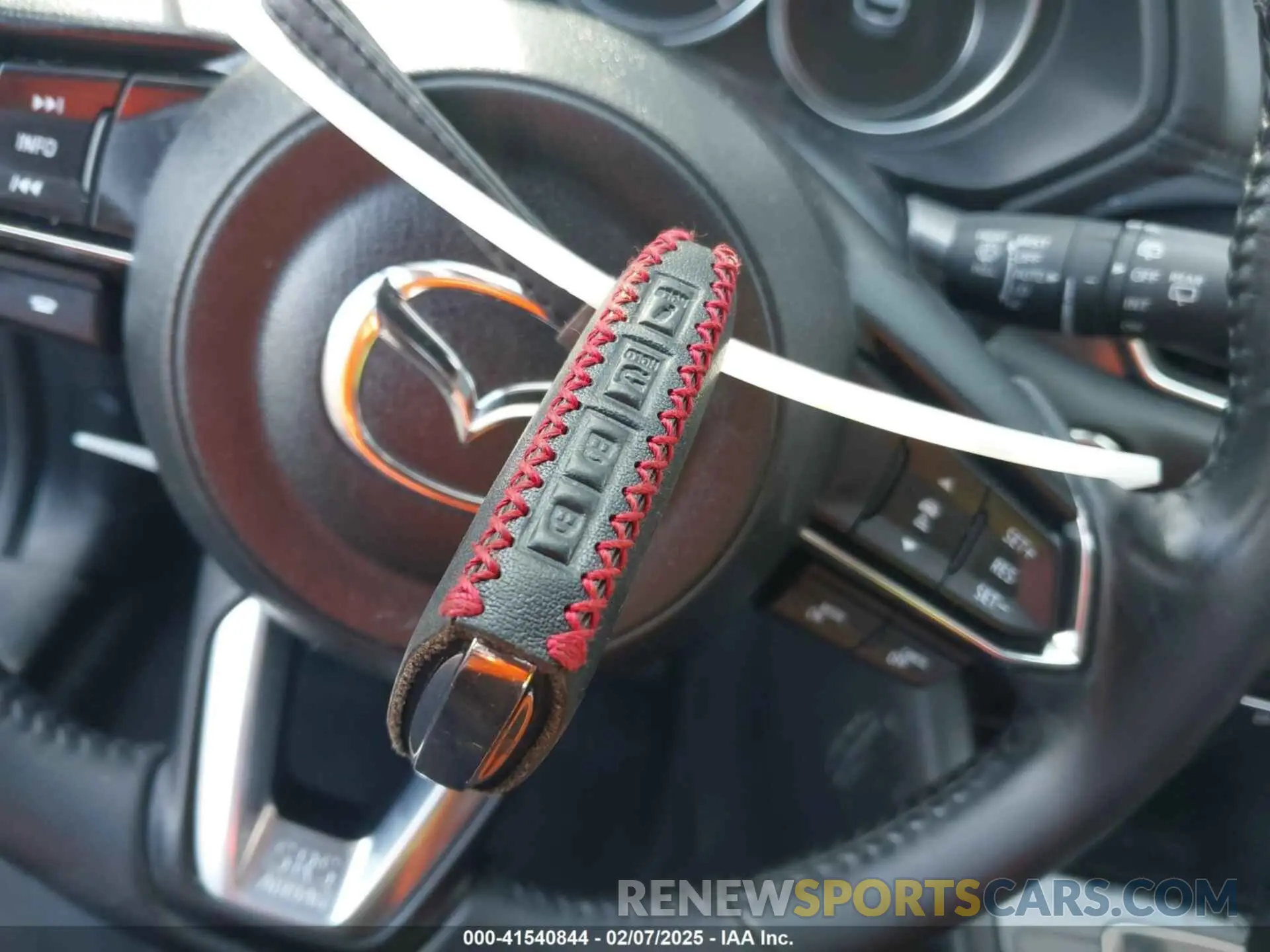 11 fotografías del automóvil dañado JM3KFBCM2P0193643 MAZDA CX-5 2023