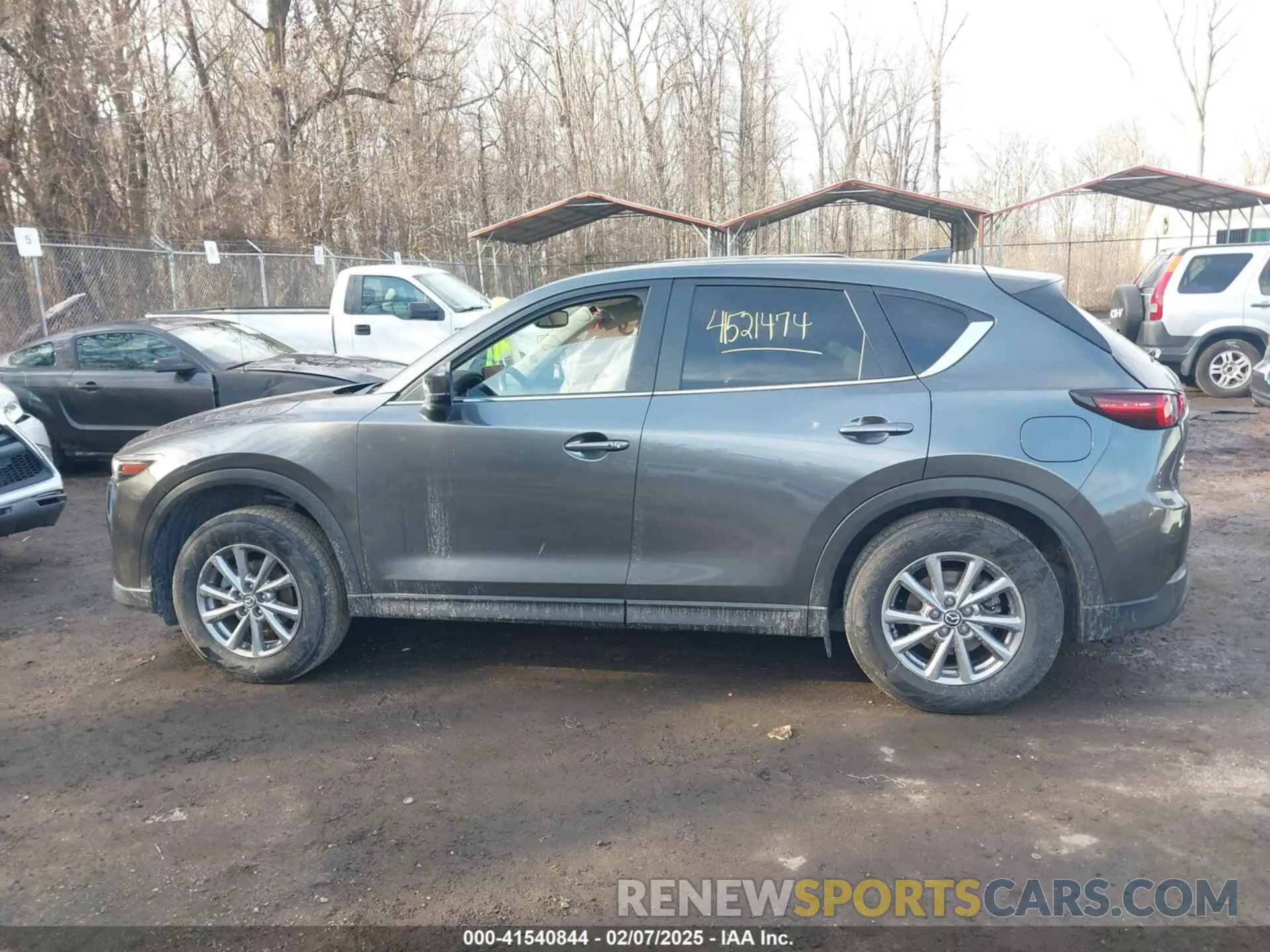 14 fotografías del automóvil dañado JM3KFBCM2P0193643 MAZDA CX-5 2023