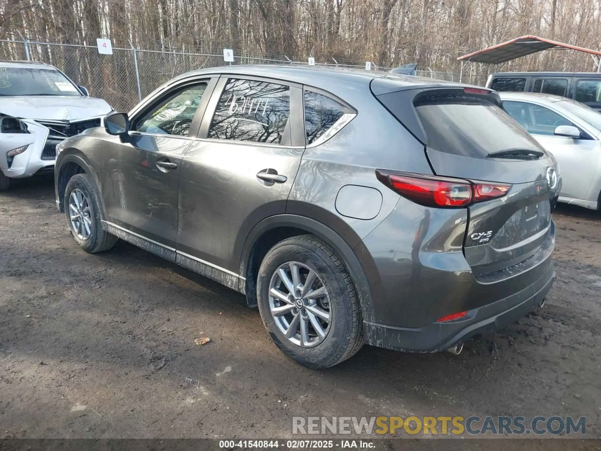 3 fotografías del automóvil dañado JM3KFBCM2P0193643 MAZDA CX-5 2023