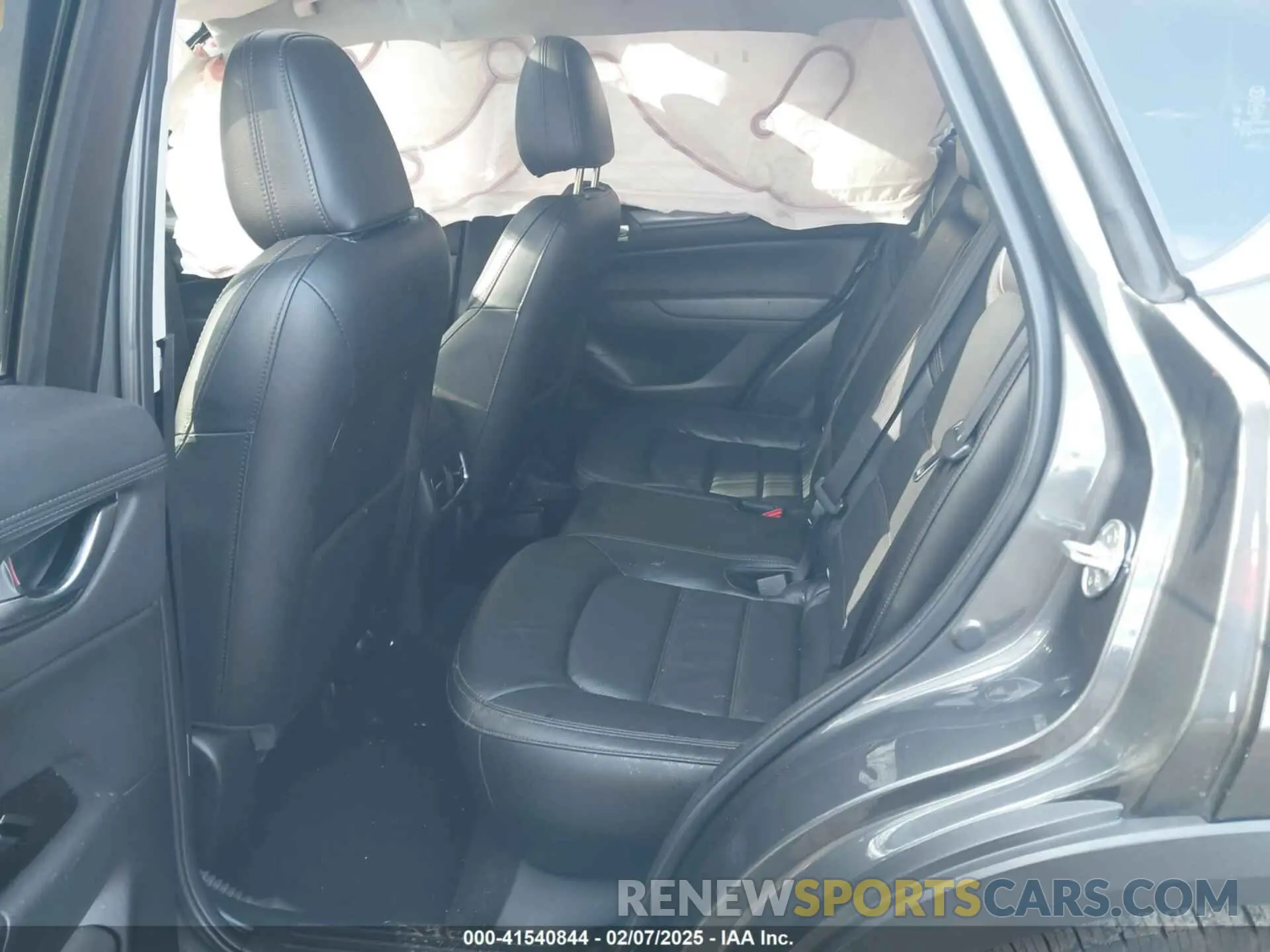 8 fotografías del automóvil dañado JM3KFBCM2P0193643 MAZDA CX-5 2023
