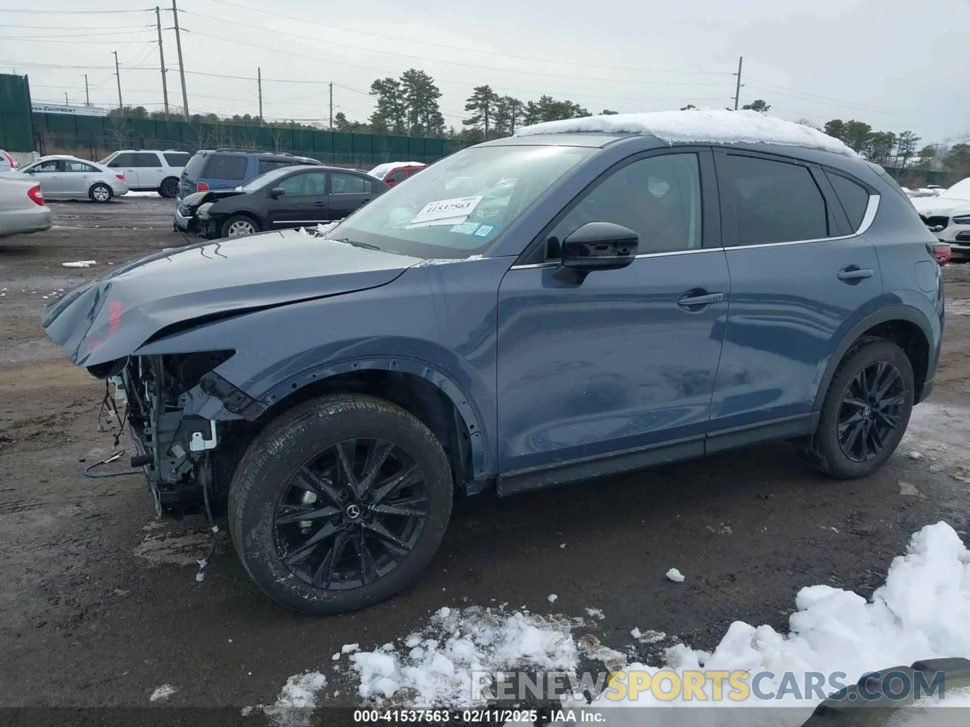 2 fotografías del automóvil dañado JM3KFBCM2P0195103 MAZDA CX-5 2023