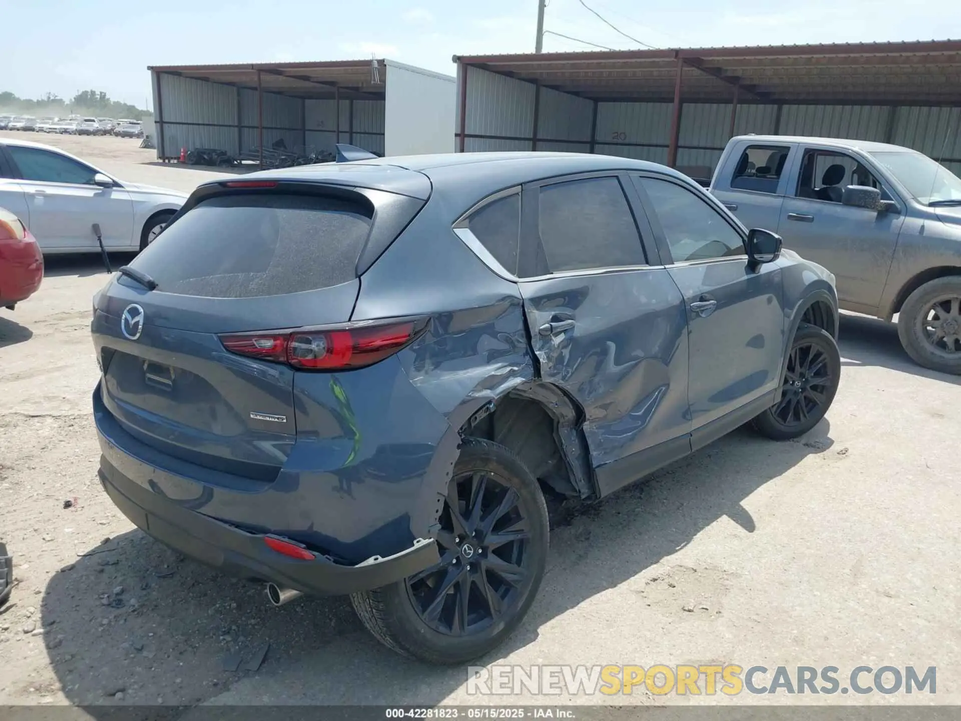 4 fotografías del automóvil dañado JM3KFBCM2P0223806 MAZDA CX-5 2023
