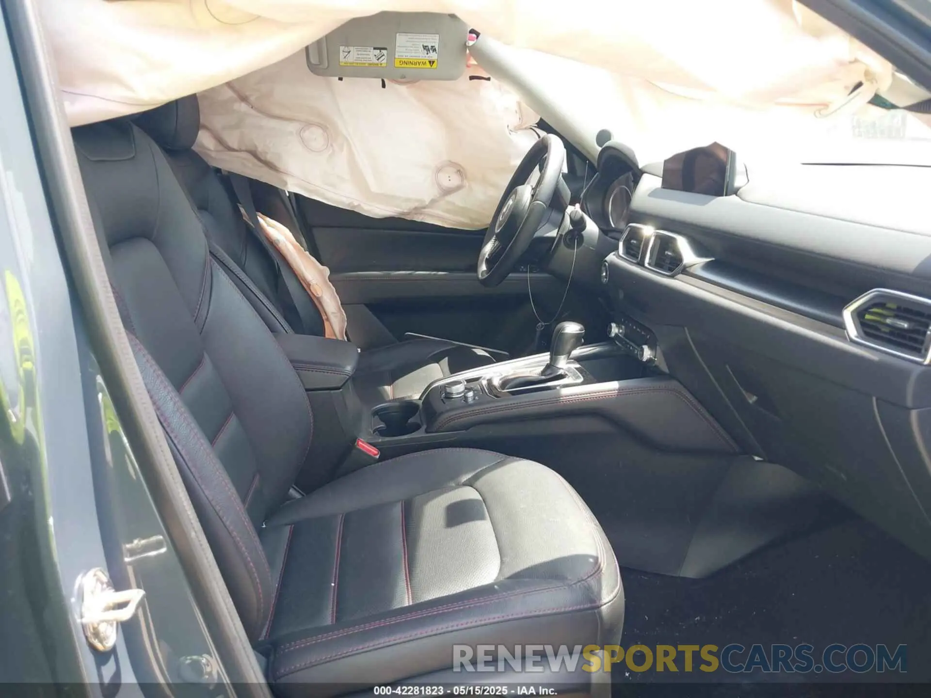 5 fotografías del automóvil dañado JM3KFBCM2P0223806 MAZDA CX-5 2023