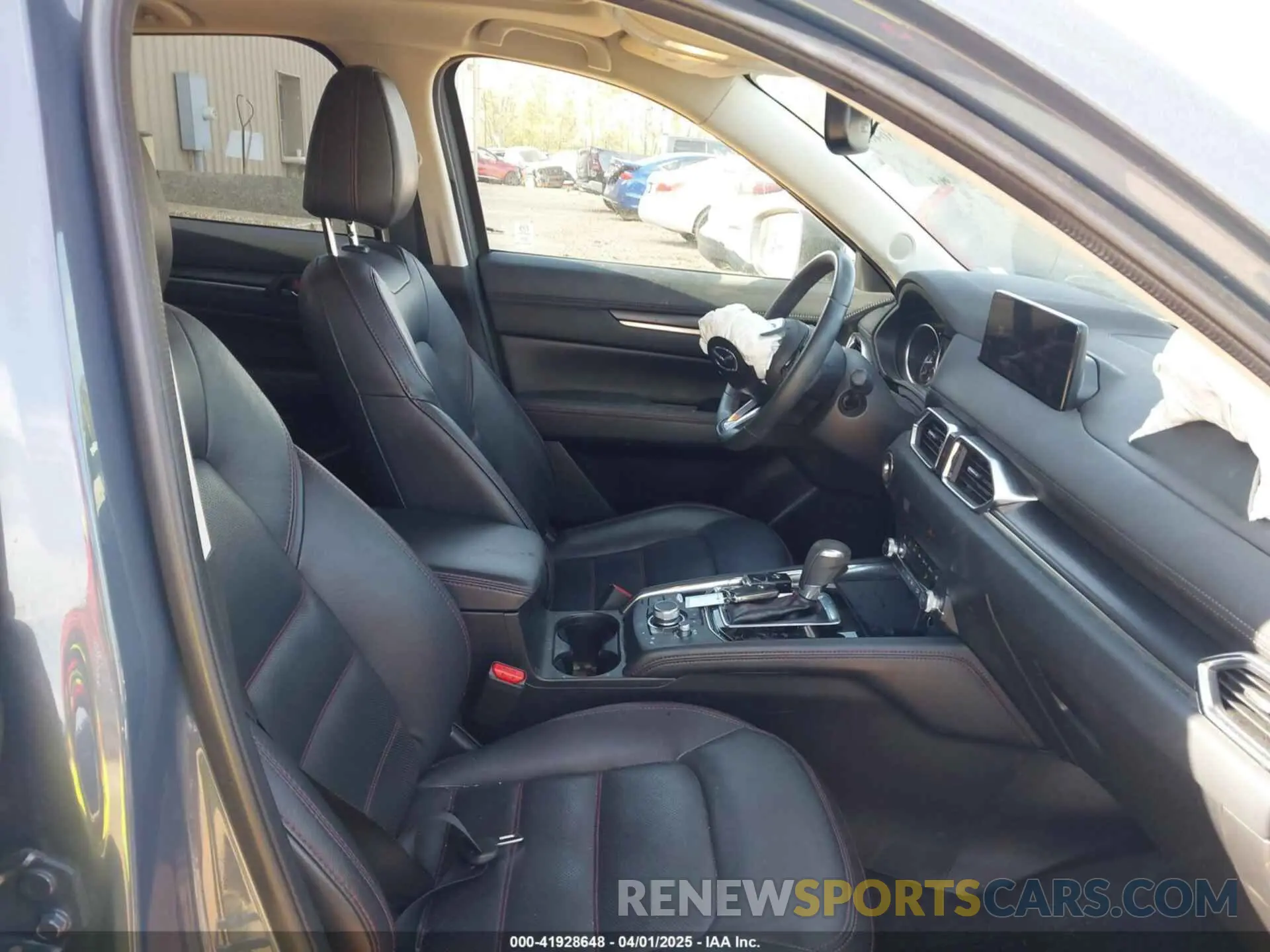 5 fotografías del automóvil dañado JM3KFBCM3P0154043 MAZDA CX-5 2023