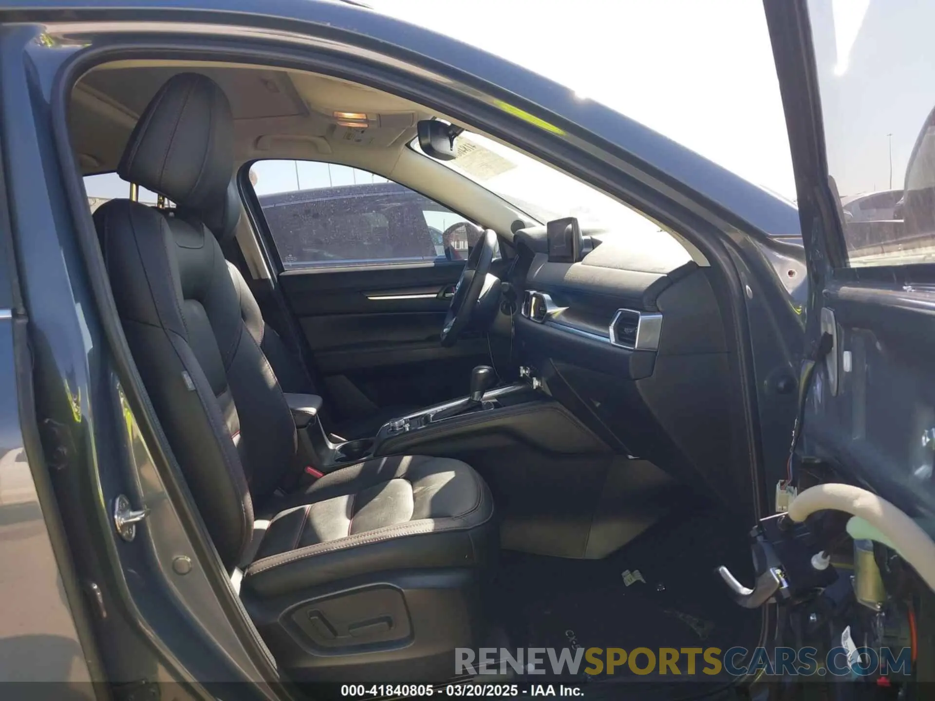 5 fotografías del automóvil dañado JM3KFBCM3P0200261 MAZDA CX-5 2023