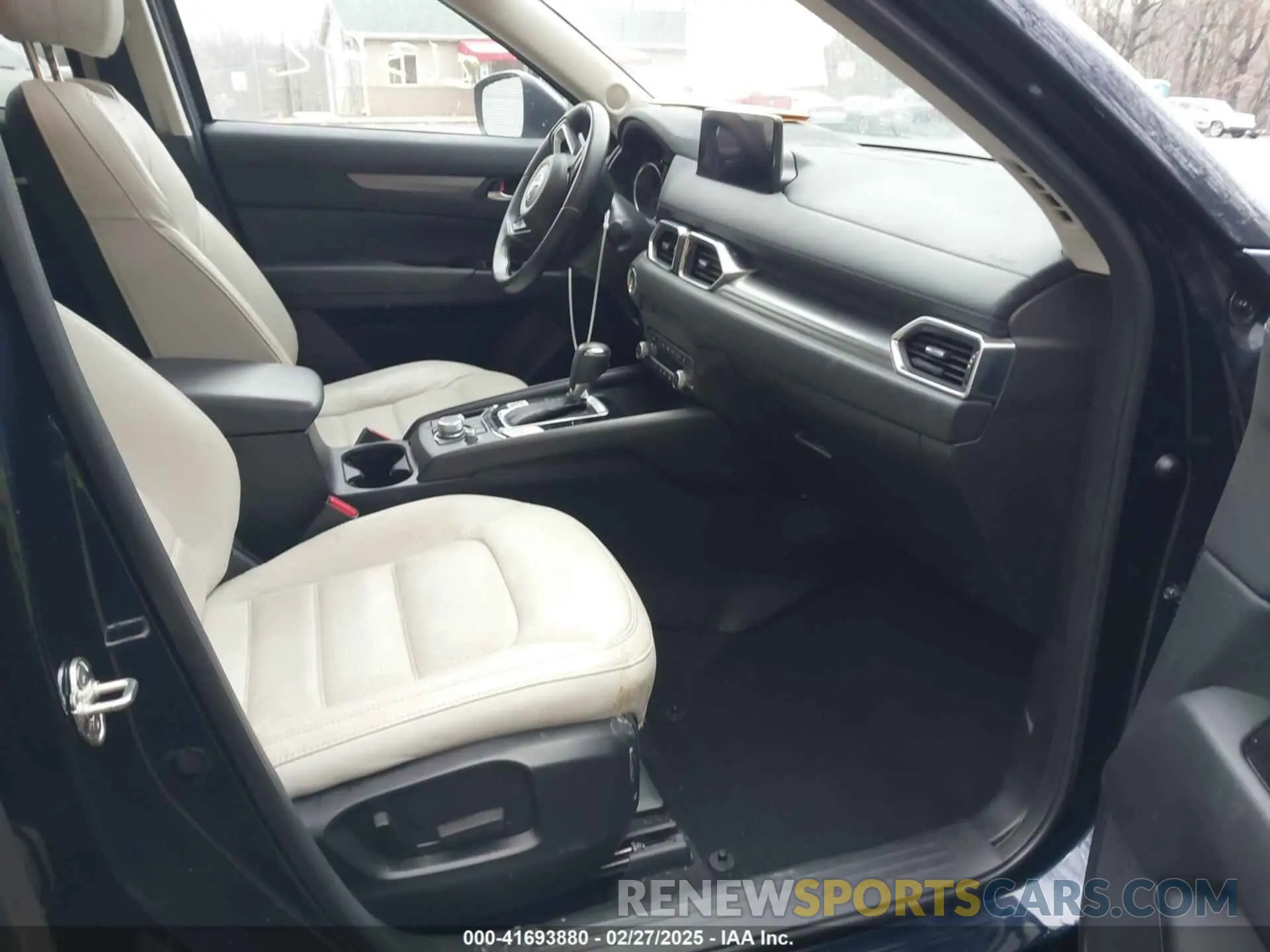 5 fotografías del automóvil dañado JM3KFBCM3P0244020 MAZDA CX-5 2023