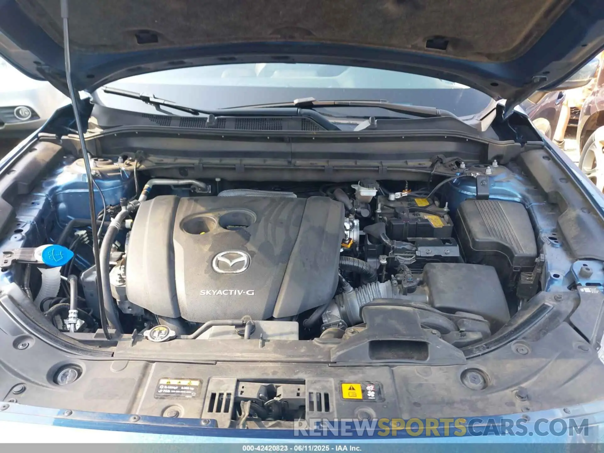 10 fotografías del automóvil dañado JM3KFBCM3P0255230 MAZDA CX-5 2023