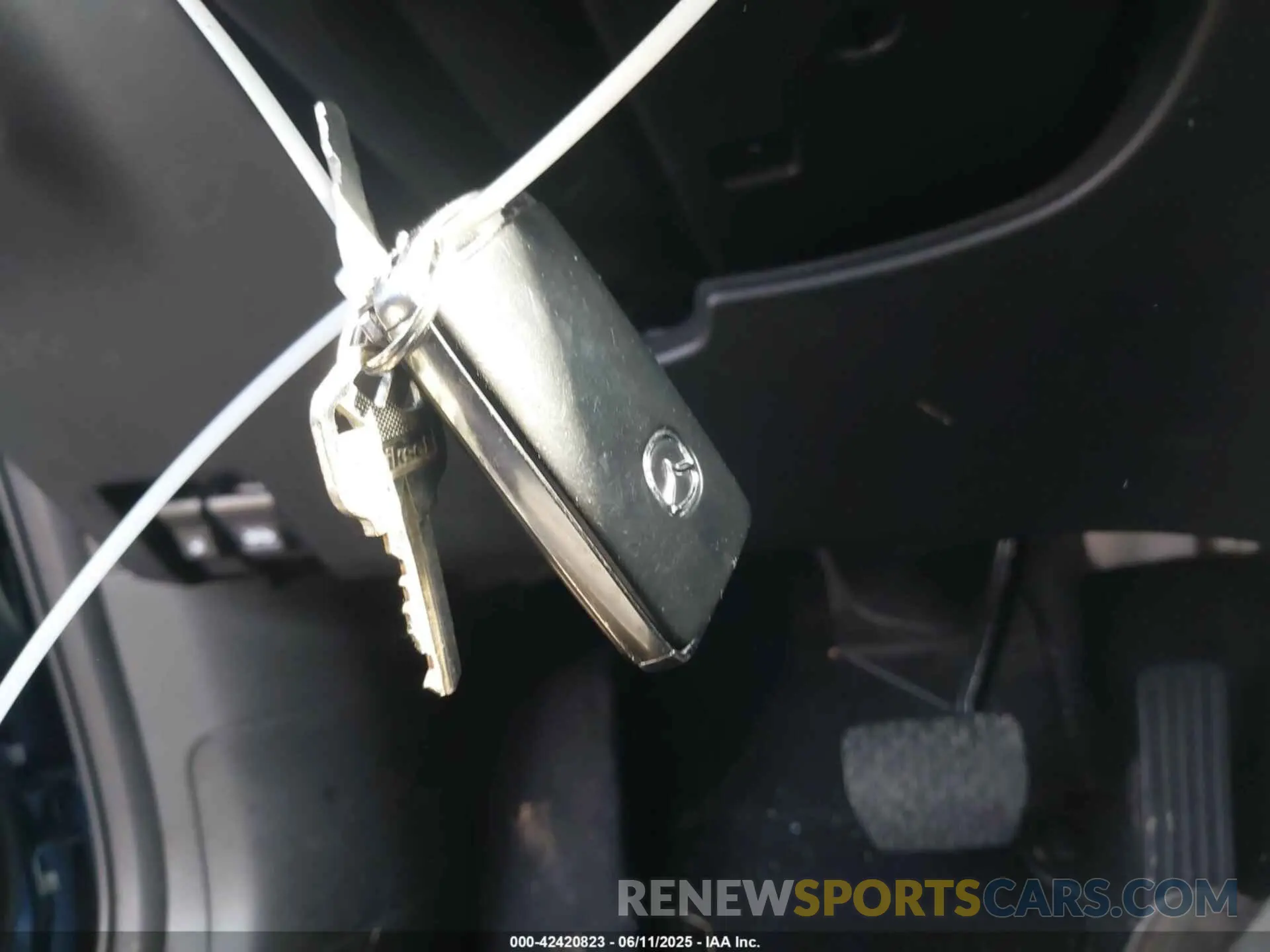 11 fotografías del automóvil dañado JM3KFBCM3P0255230 MAZDA CX-5 2023