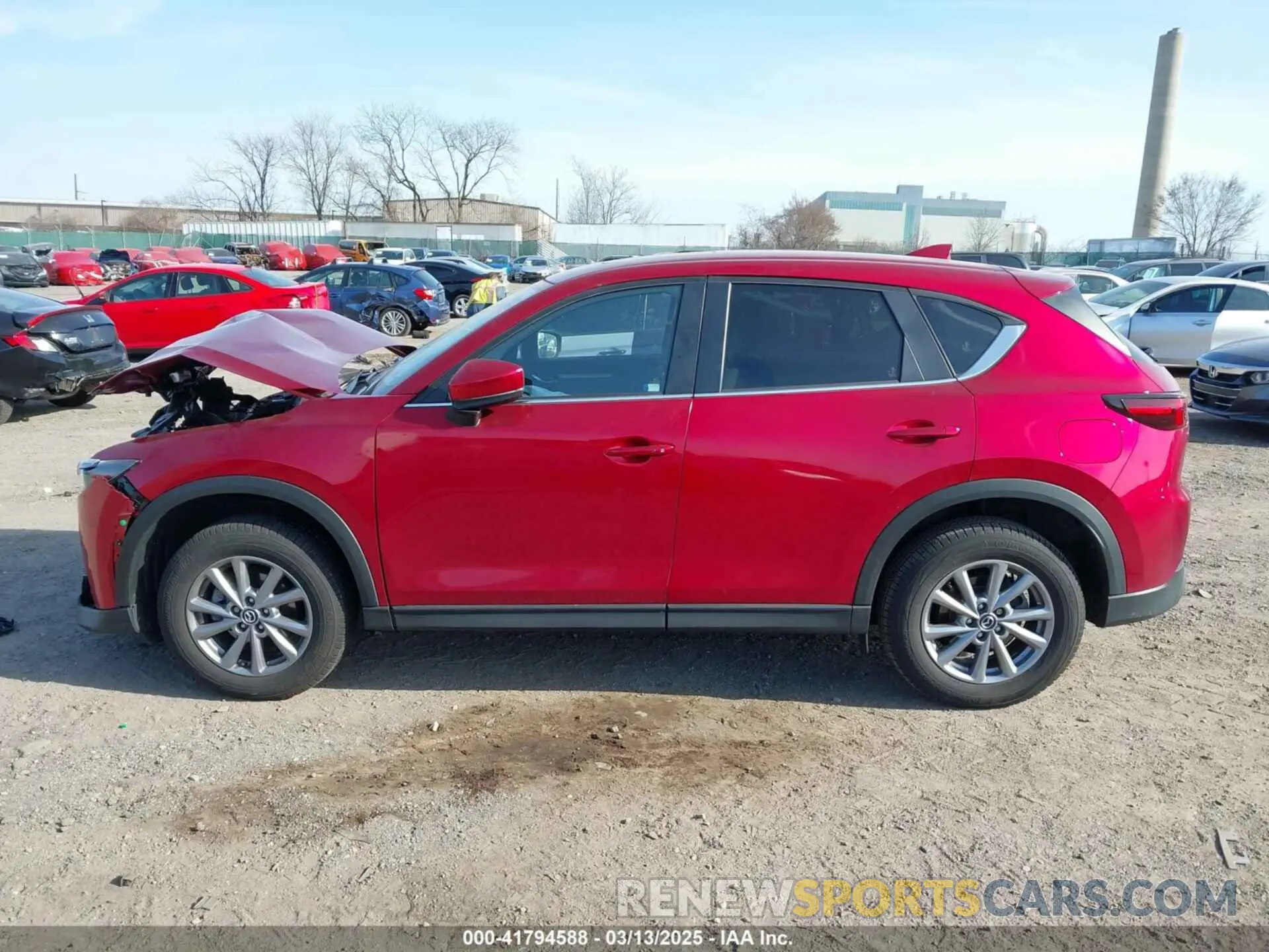 14 fotografías del automóvil dañado JM3KFBCM4P0130107 MAZDA CX-5 2023