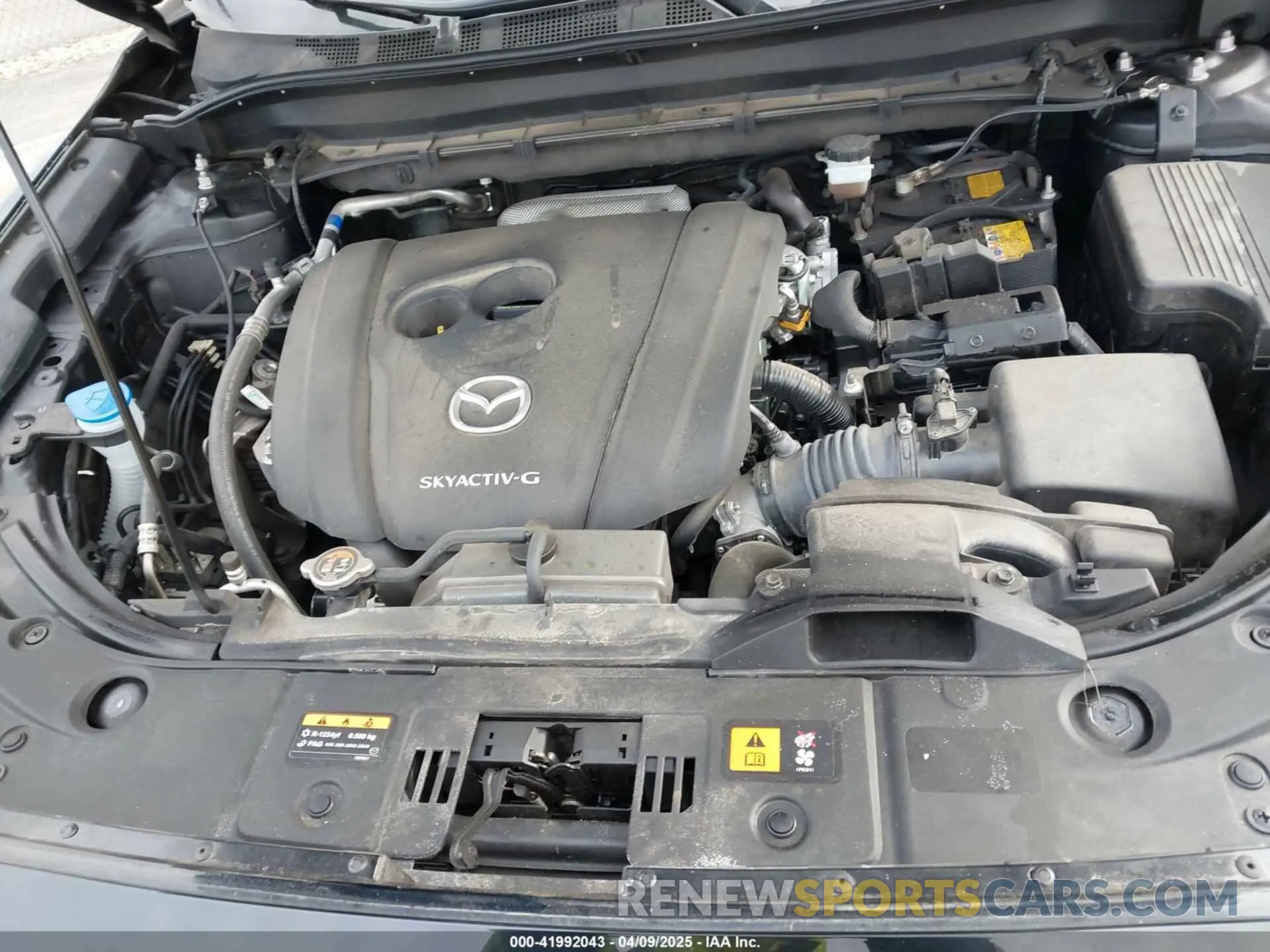 10 fotografías del automóvil dañado JM3KFBCM4P0203010 MAZDA CX-5 2023