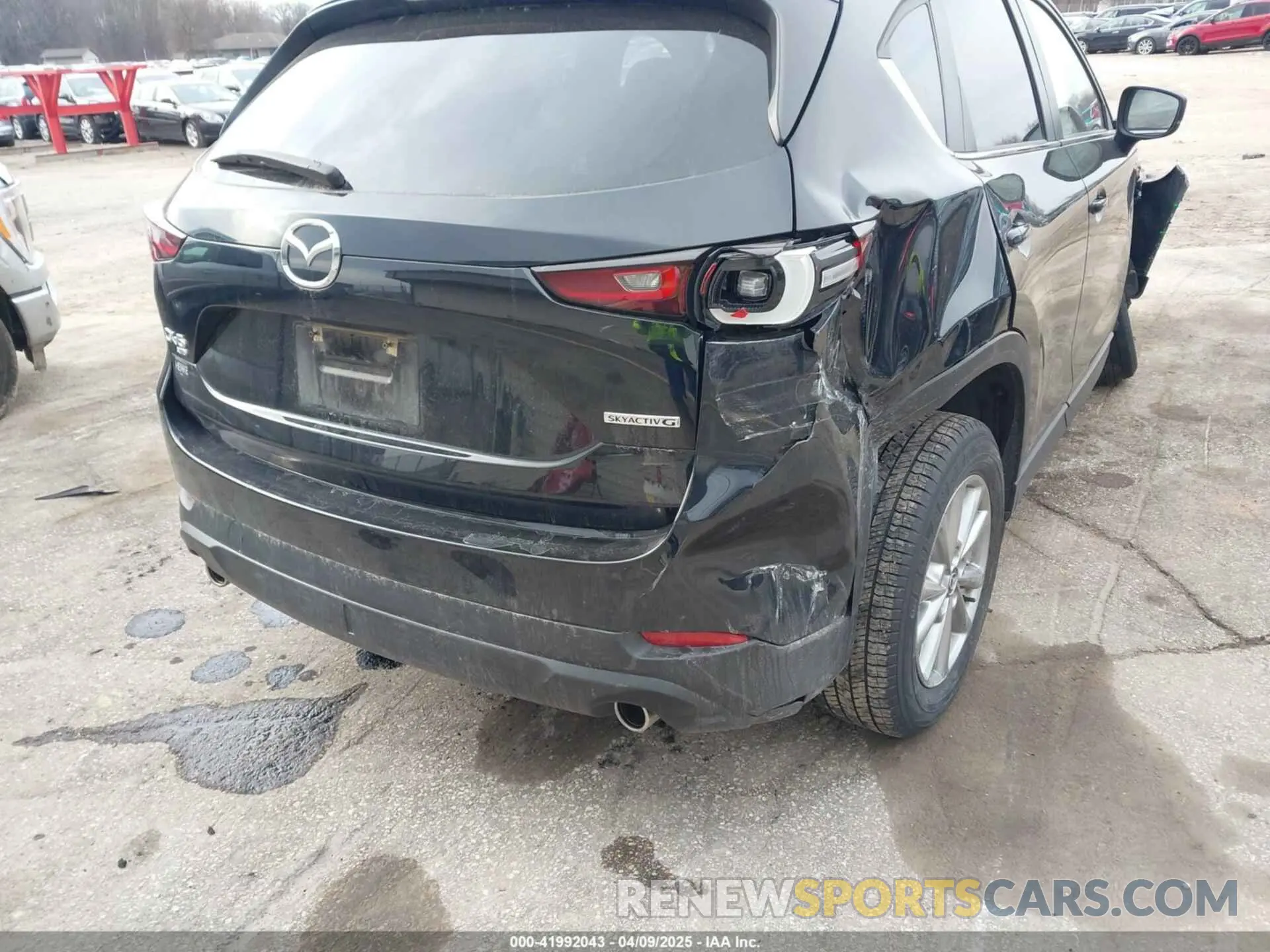 6 fotografías del automóvil dañado JM3KFBCM4P0203010 MAZDA CX-5 2023