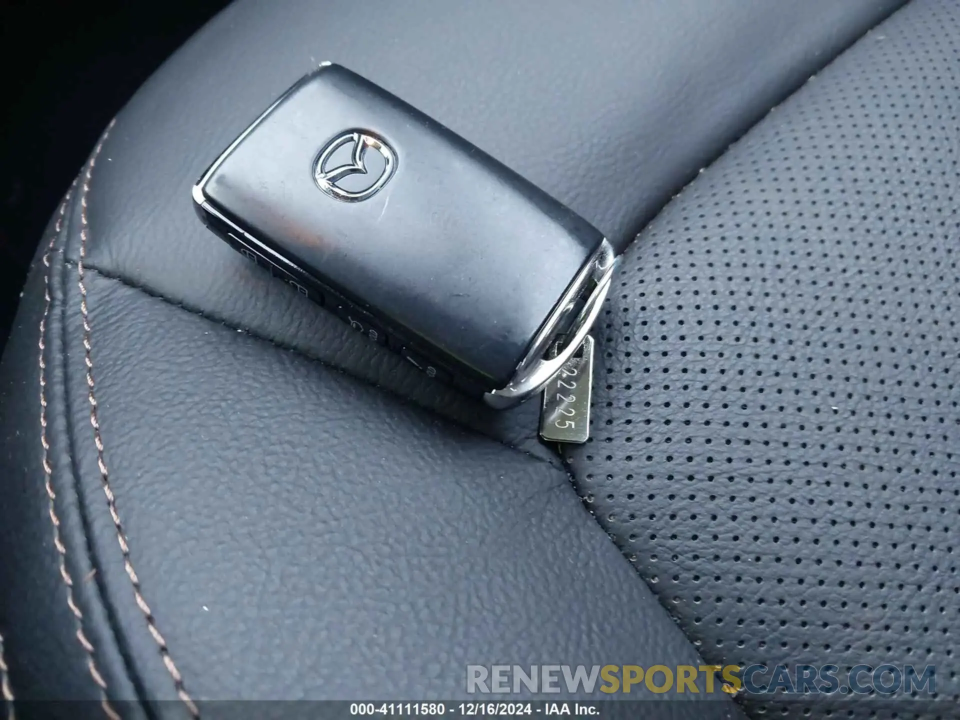11 fotografías del automóvil dañado JM3KFBCM4P0233558 MAZDA CX-5 2023