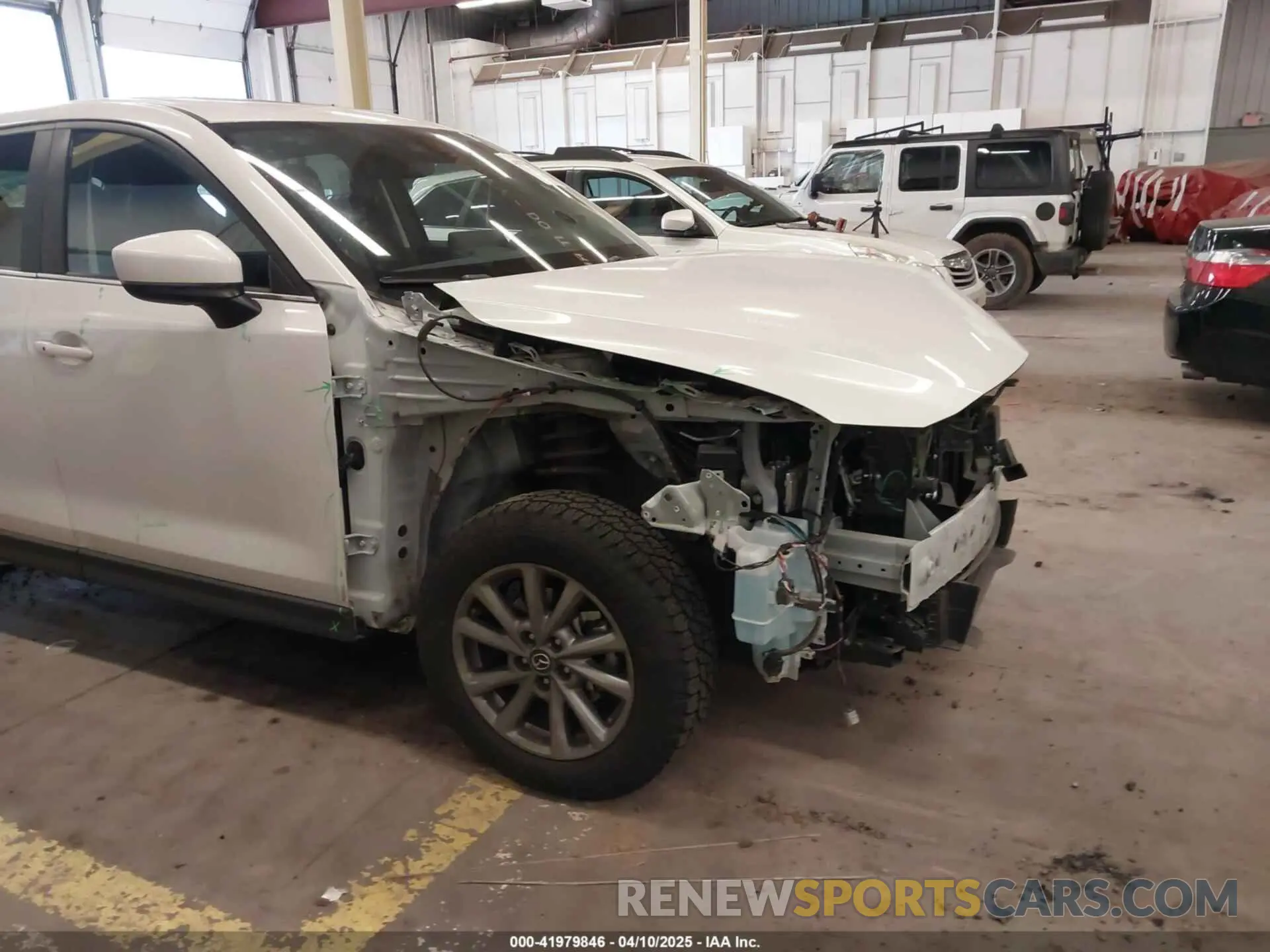 21 fotografías del automóvil dañado JM3KFBCM4P0240168 MAZDA CX-5 2023