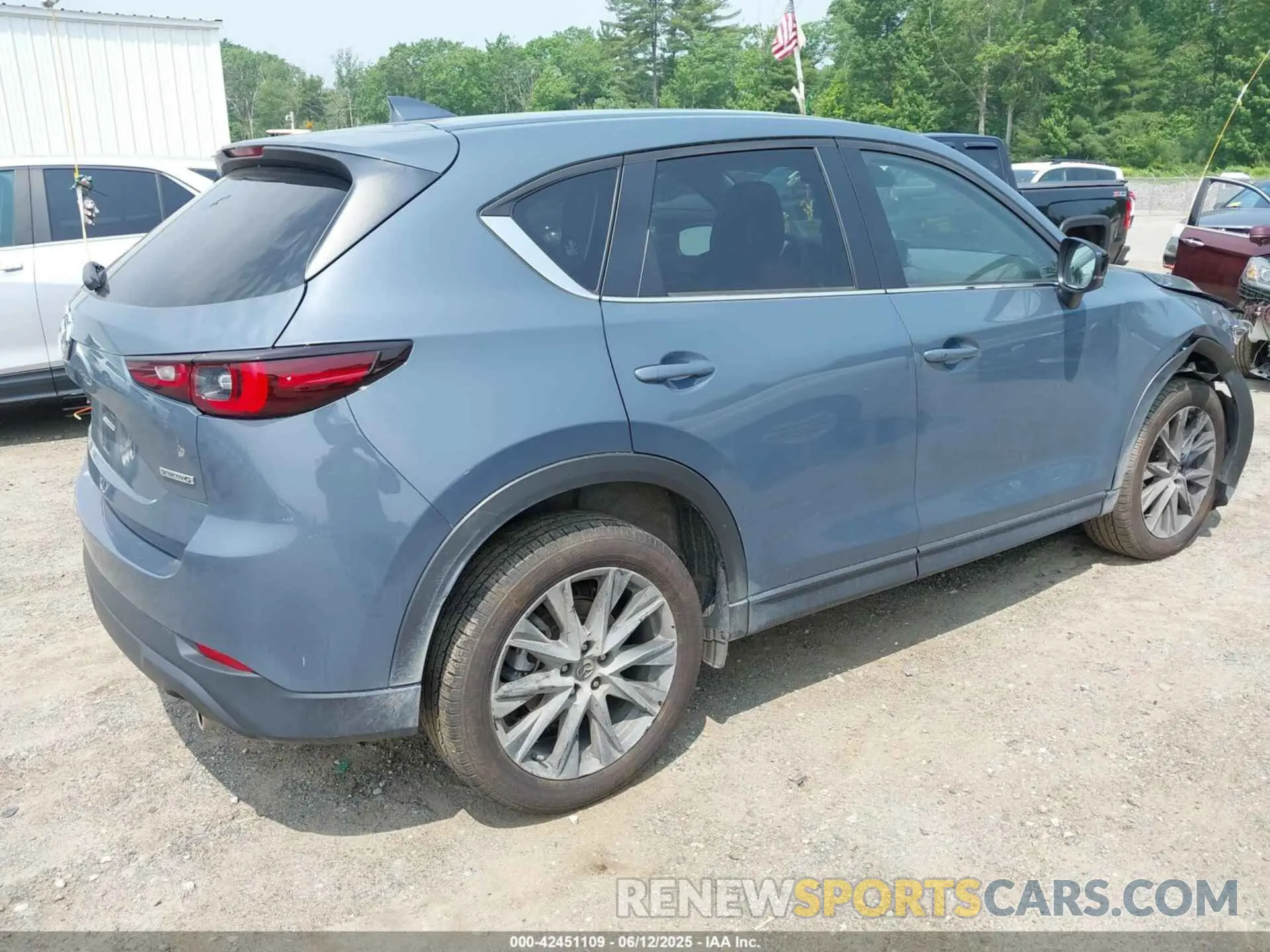 4 fotografías del automóvil dañado JM3KFBCM5P0179462 MAZDA CX-5 2023