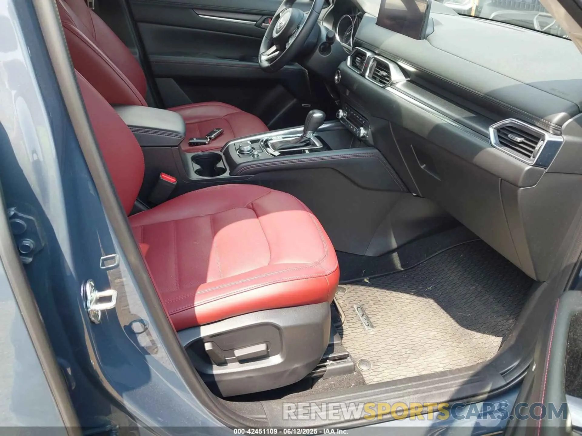 5 fotografías del automóvil dañado JM3KFBCM5P0179462 MAZDA CX-5 2023