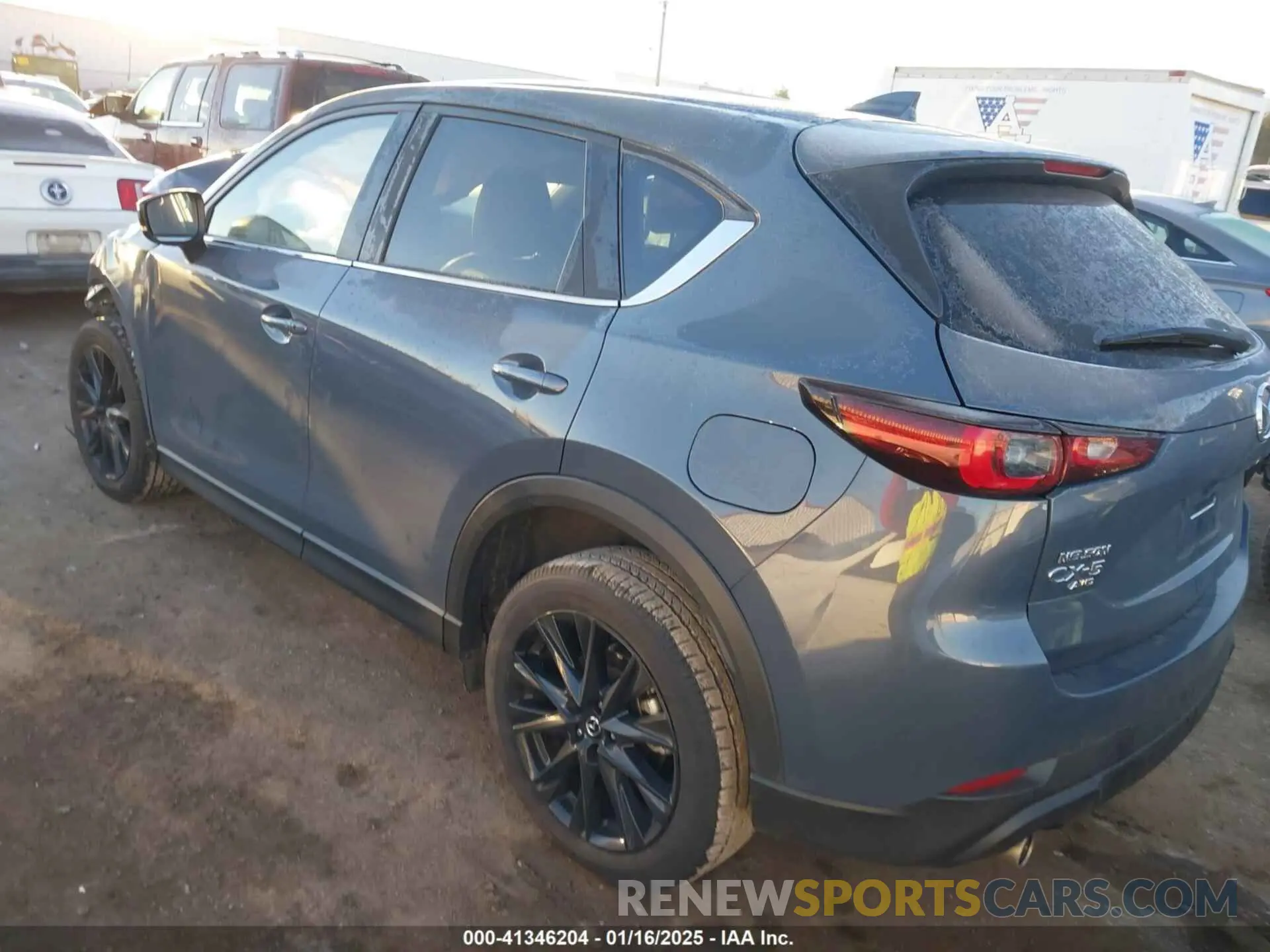 3 fotografías del automóvil dañado JM3KFBCM5P0242057 MAZDA CX-5 2023