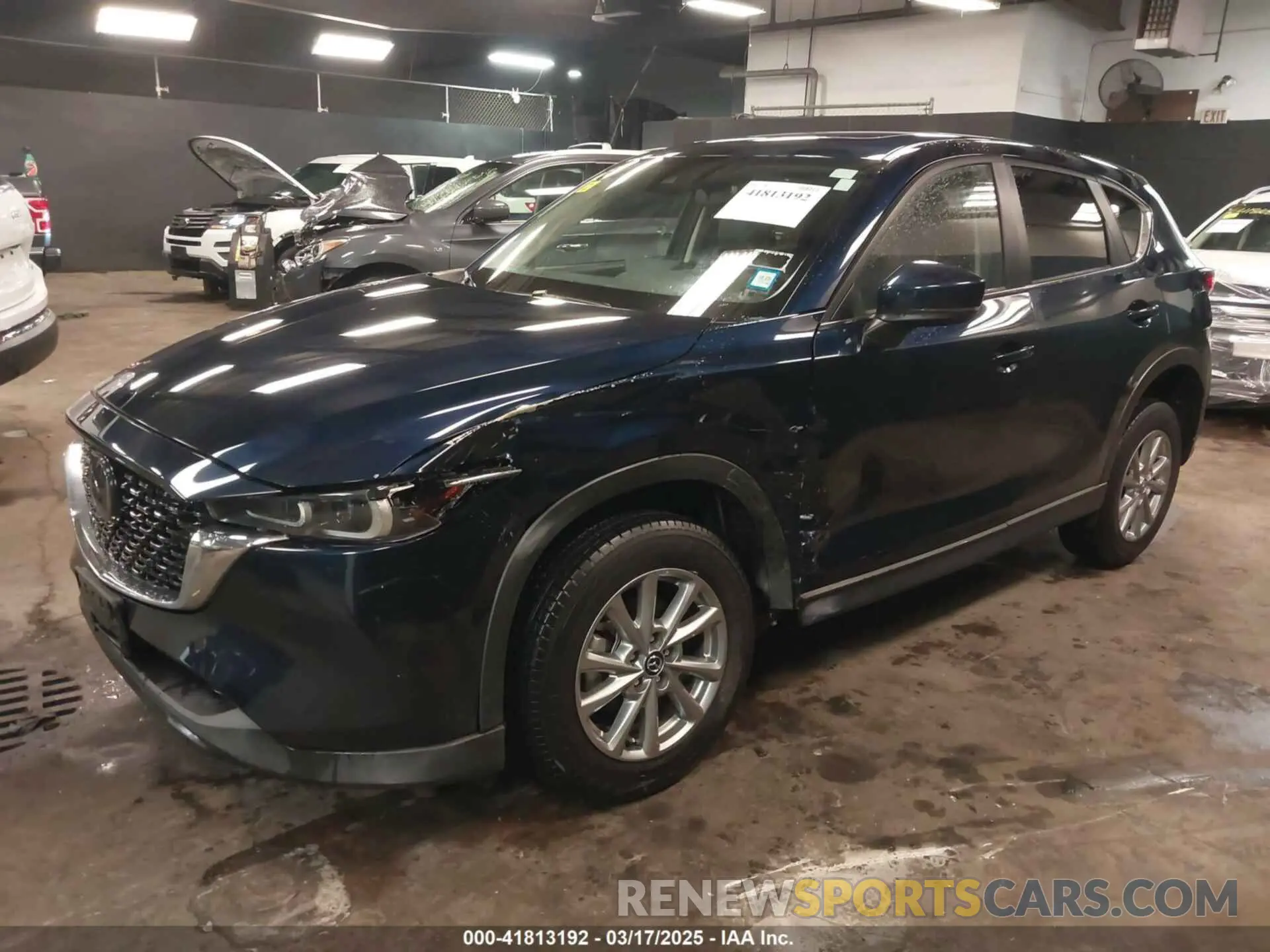 2 fotografías del automóvil dañado JM3KFBCM6P0107914 MAZDA CX-5 2023