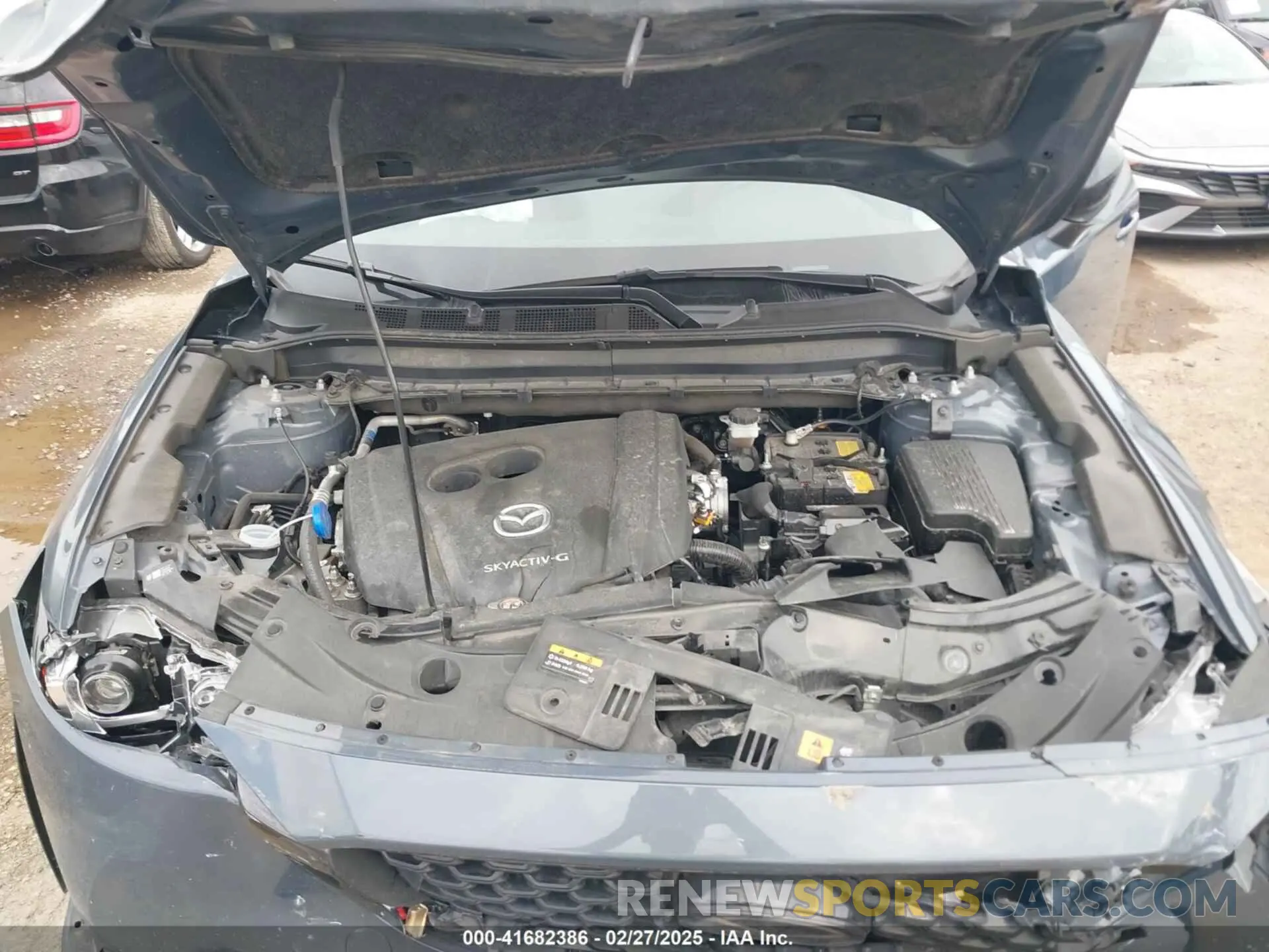 10 fotografías del automóvil dañado JM3KFBCM6P0288402 MAZDA CX-5 2023