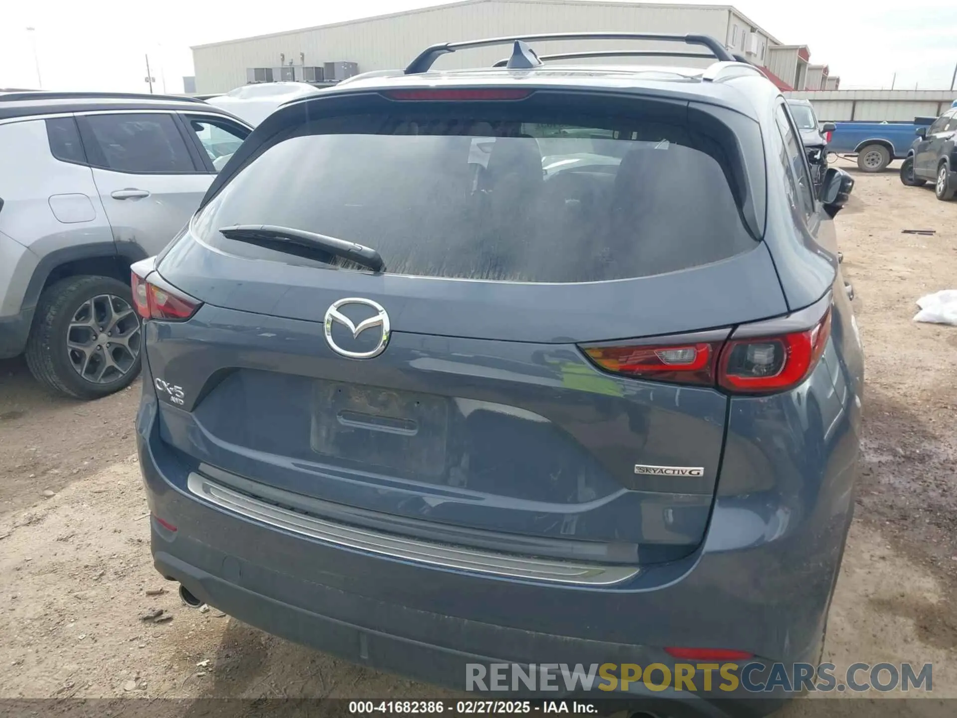 16 fotografías del automóvil dañado JM3KFBCM6P0288402 MAZDA CX-5 2023