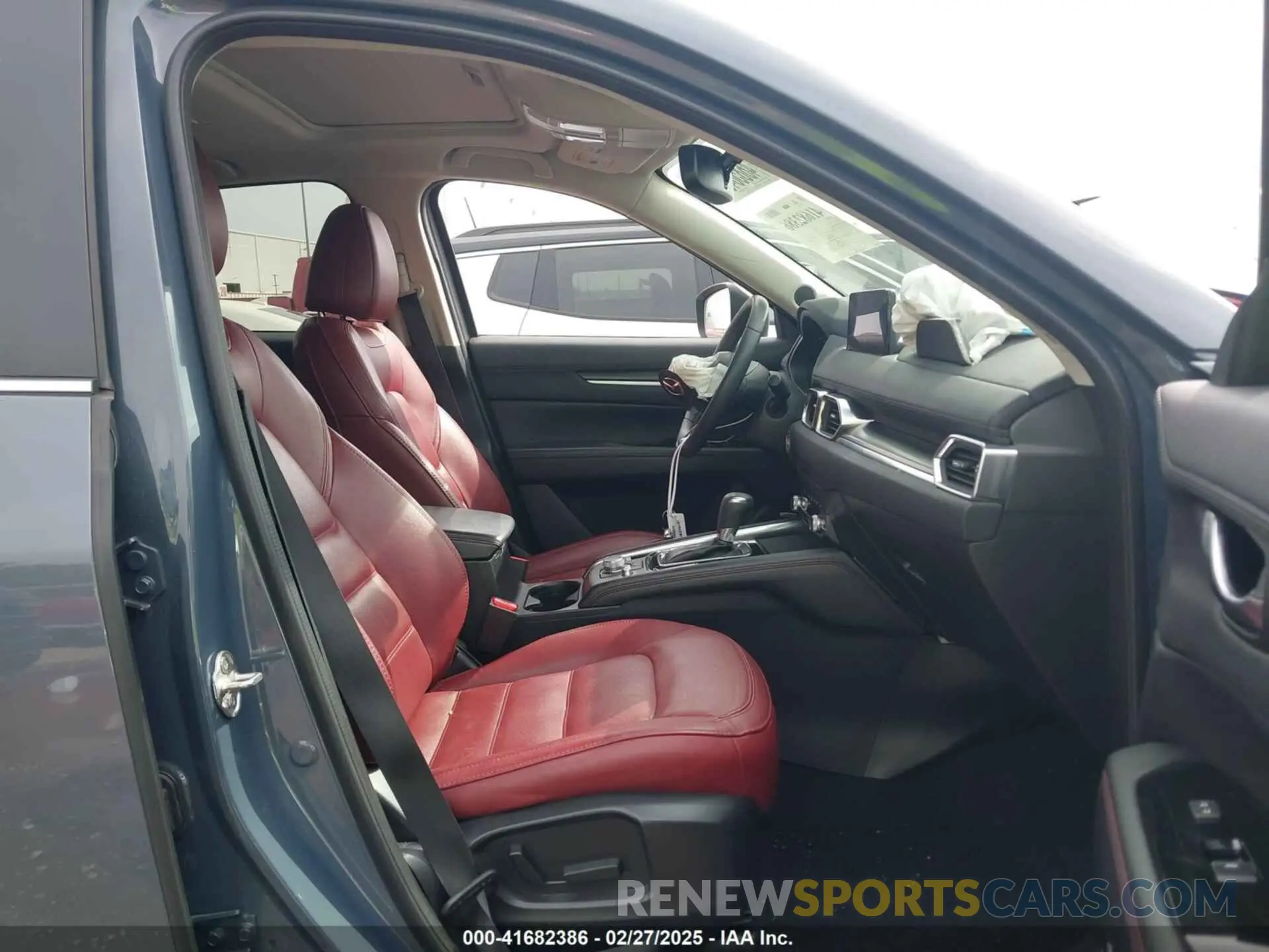 5 fotografías del automóvil dañado JM3KFBCM6P0288402 MAZDA CX-5 2023