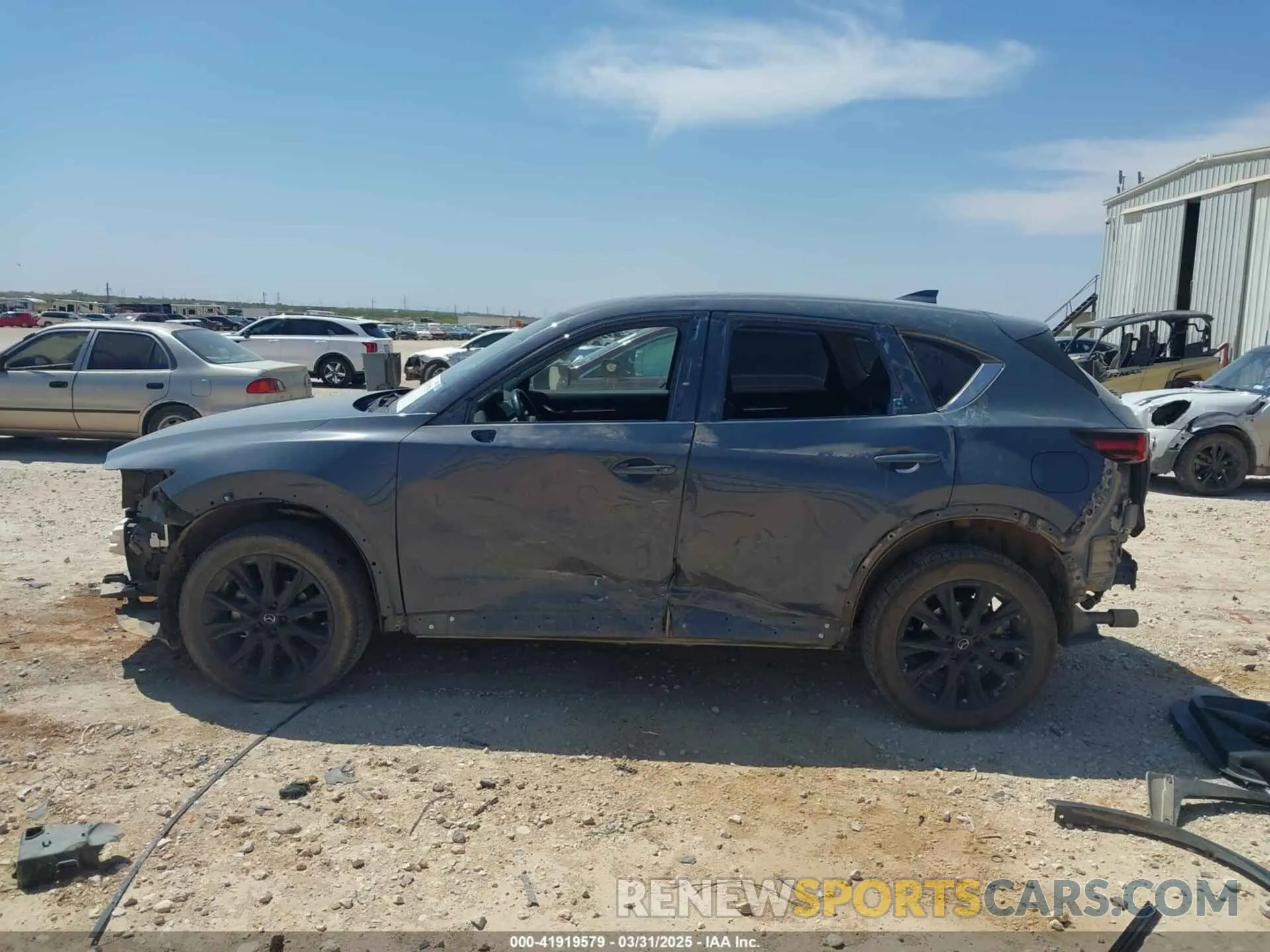 15 fotografías del automóvil dañado JM3KFBCM7P0164462 MAZDA CX-5 2023