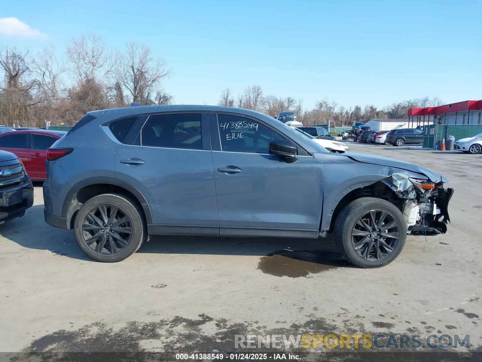 13 fotografías del automóvil dañado JM3KFBCM8P0112872 MAZDA CX-5 2023