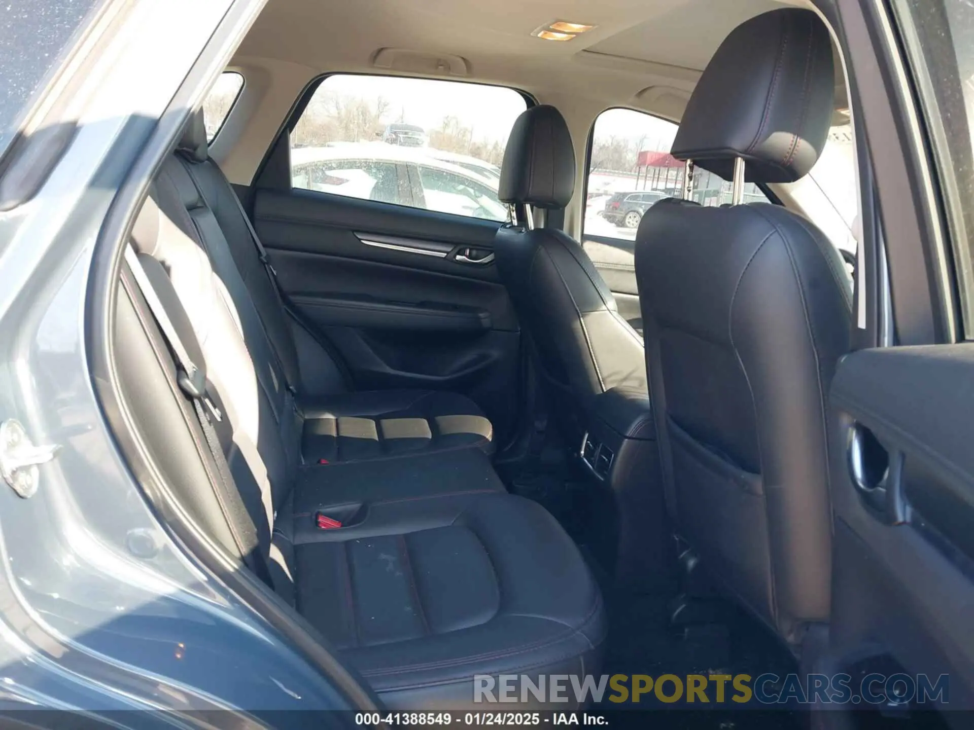 8 fotografías del automóvil dañado JM3KFBCM8P0112872 MAZDA CX-5 2023
