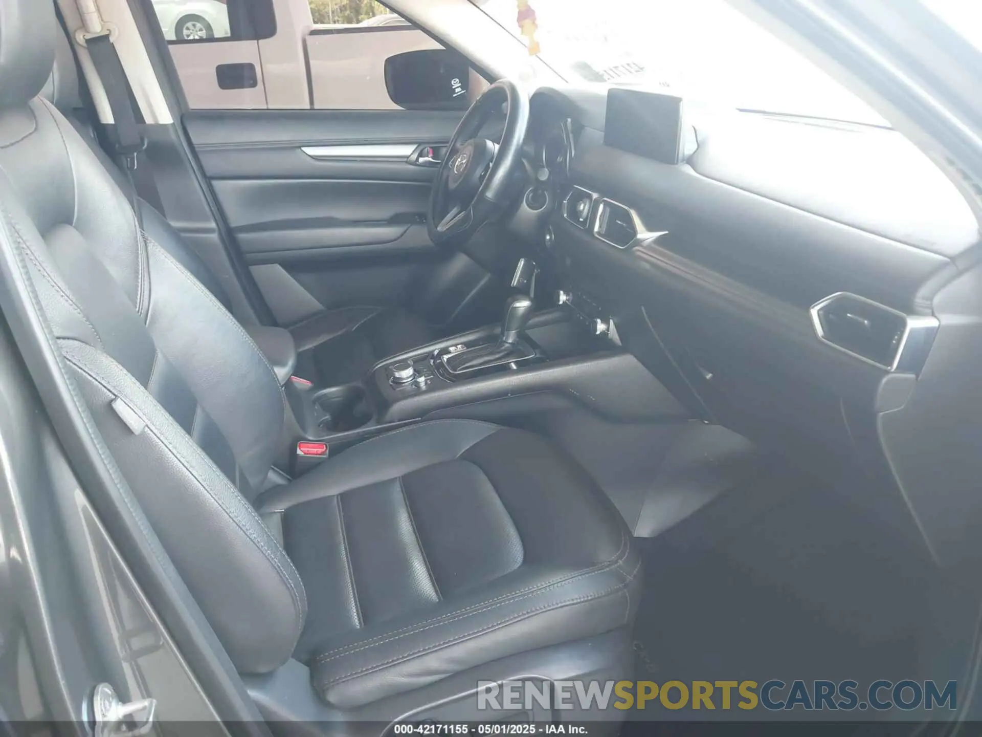 5 fotografías del automóvil dañado JM3KFBCM8P0251108 MAZDA CX-5 2023