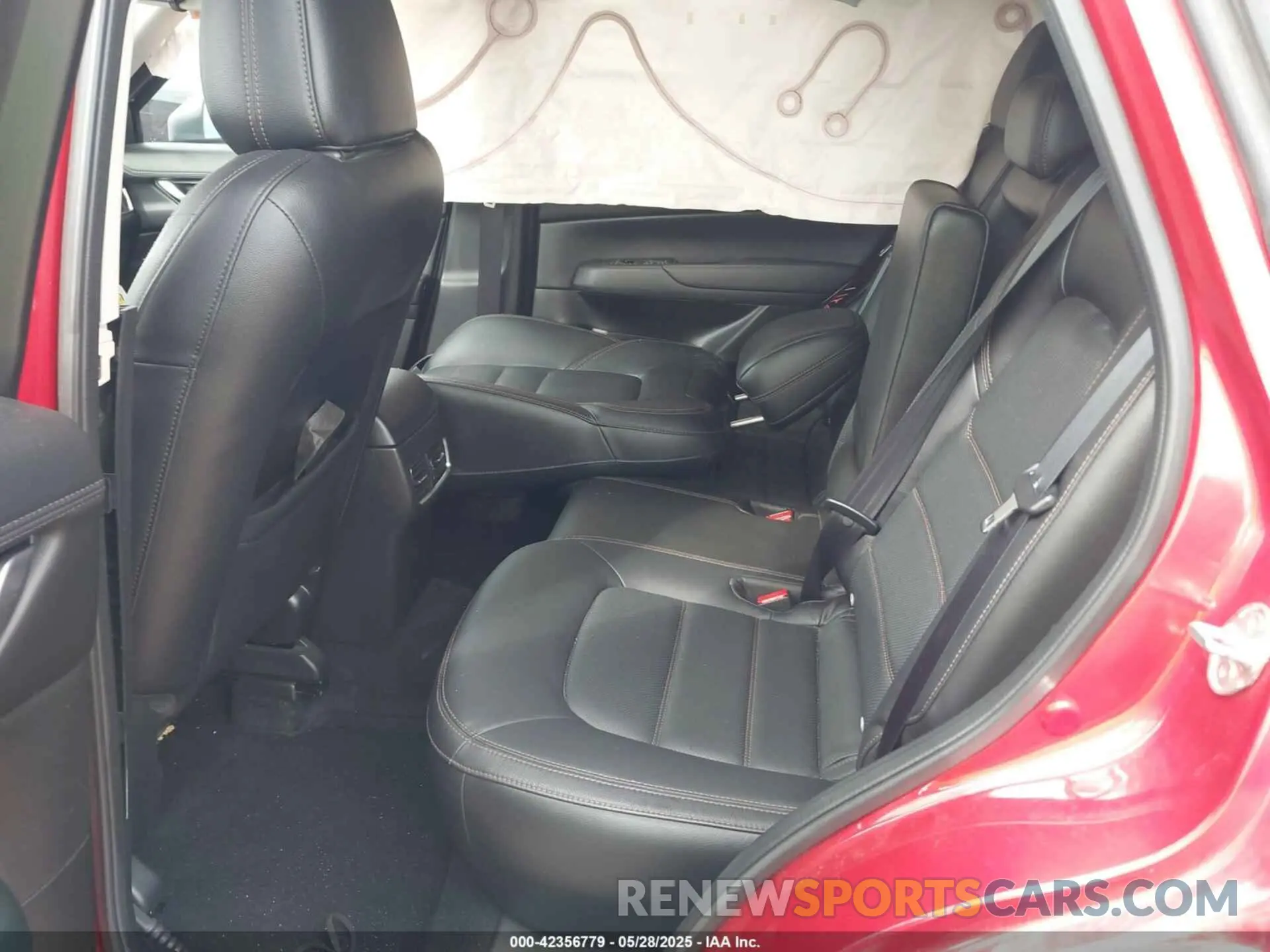 8 fotografías del automóvil dañado JM3KFBCM8P0256180 MAZDA CX-5 2023