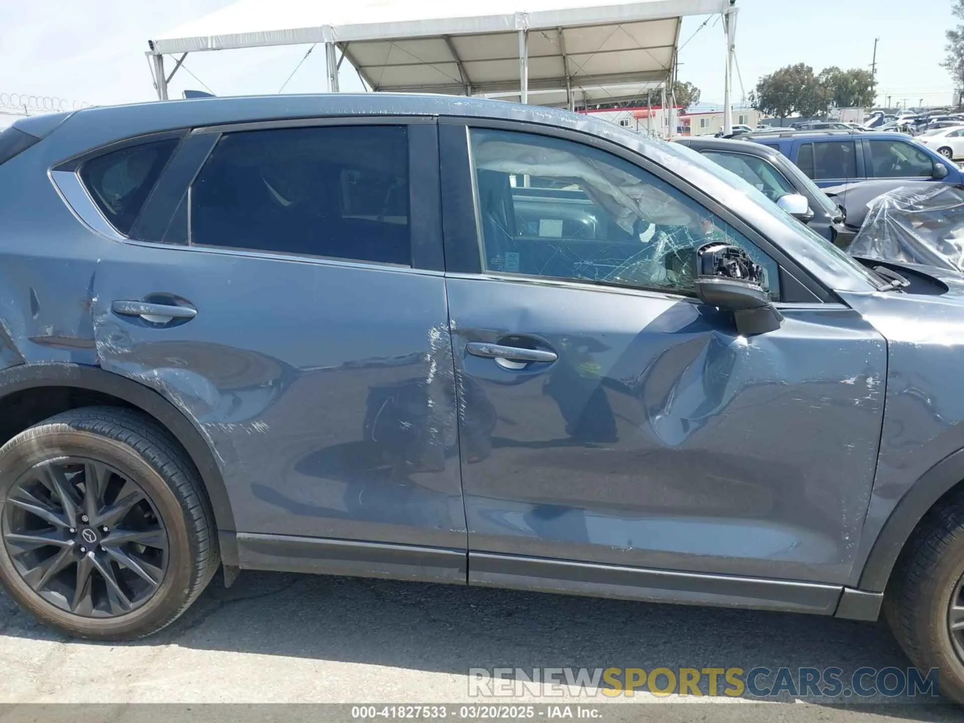 12 fotografías del automóvil dañado JM3KFBCM8P0260150 MAZDA CX-5 2023