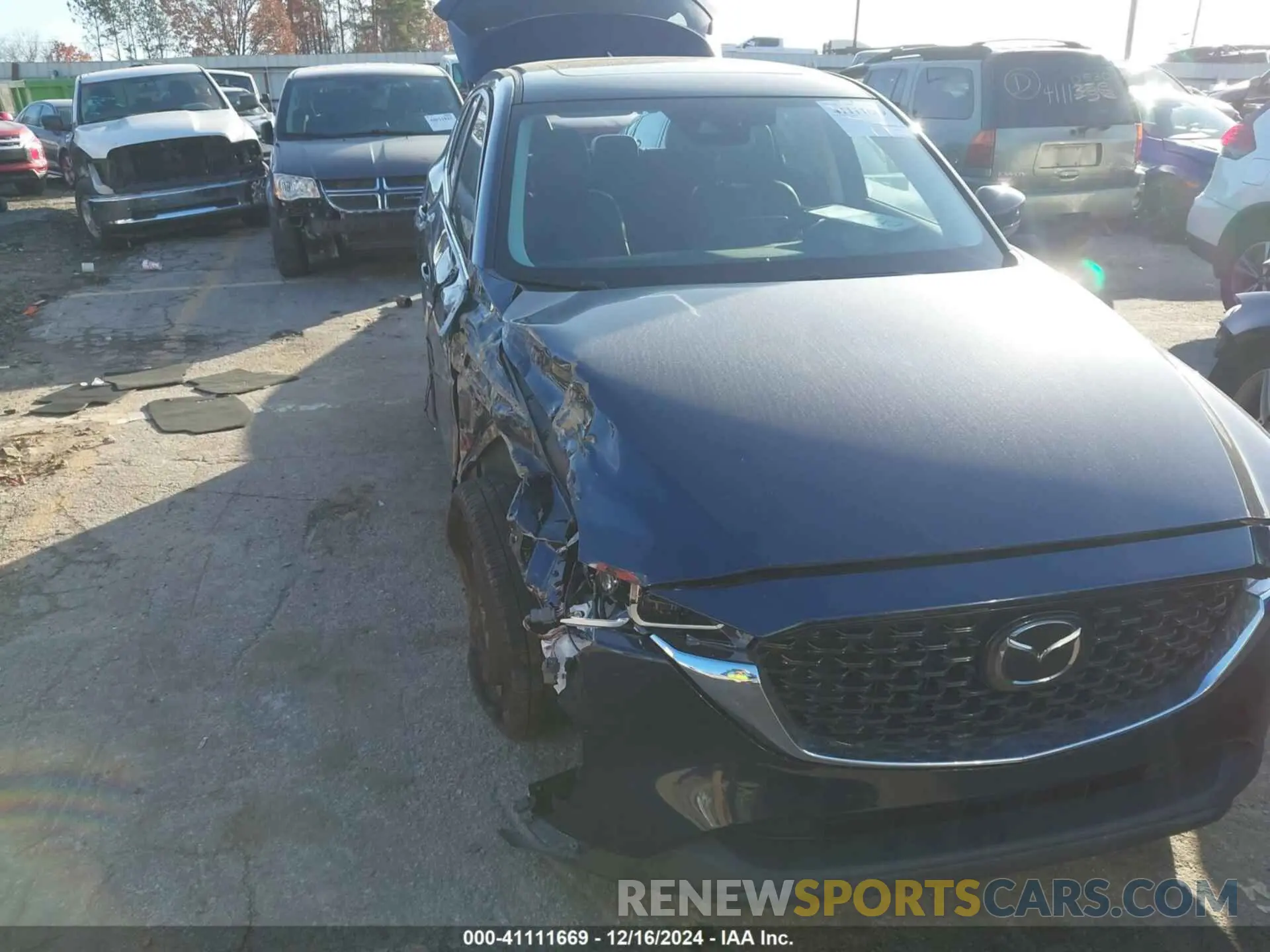 6 fotografías del automóvil dañado JM3KFBCM8P0274825 MAZDA CX-5 2023