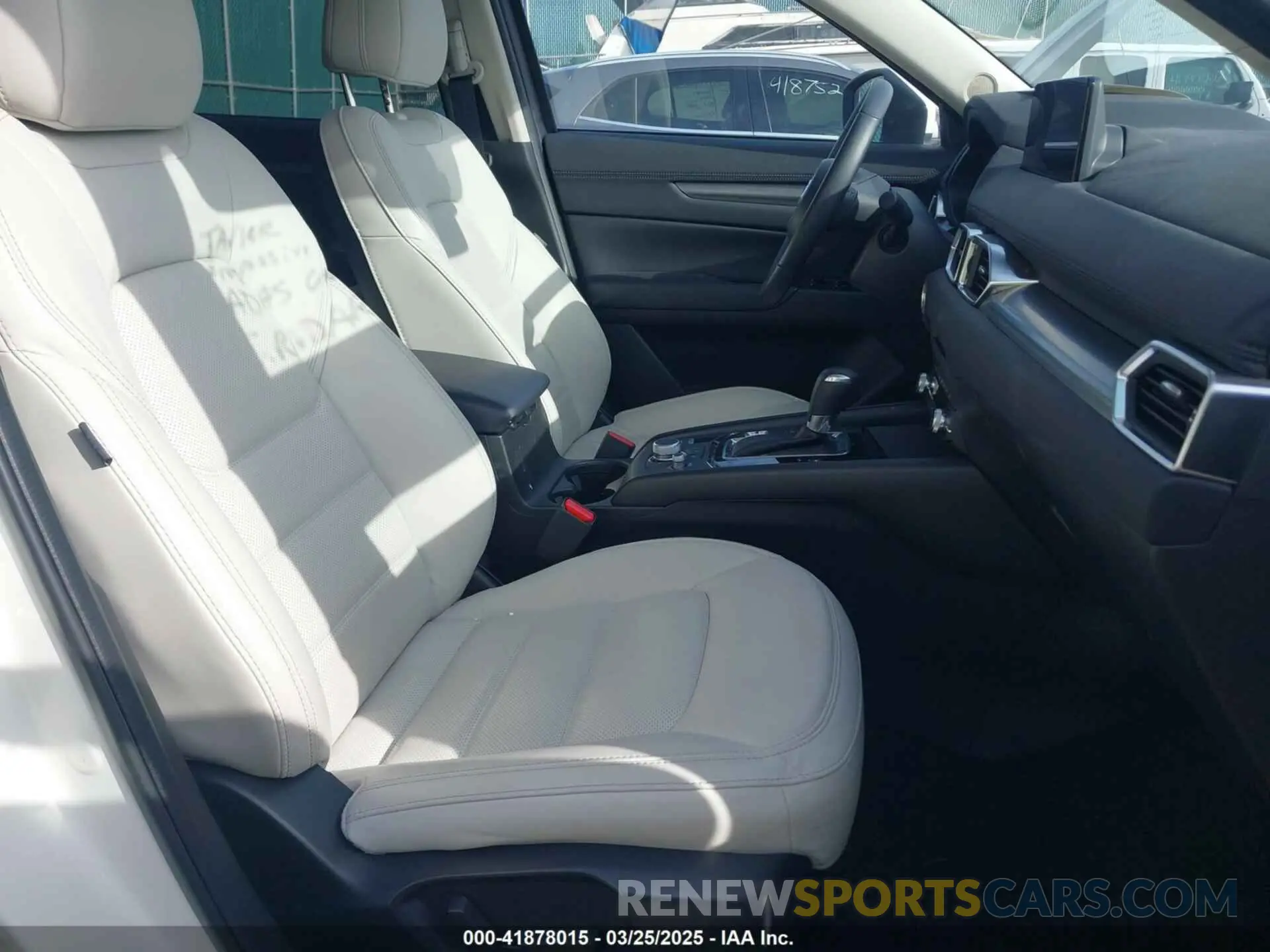 5 fotografías del automóvil dañado JM3KFBCM9P0101587 MAZDA CX-5 2023
