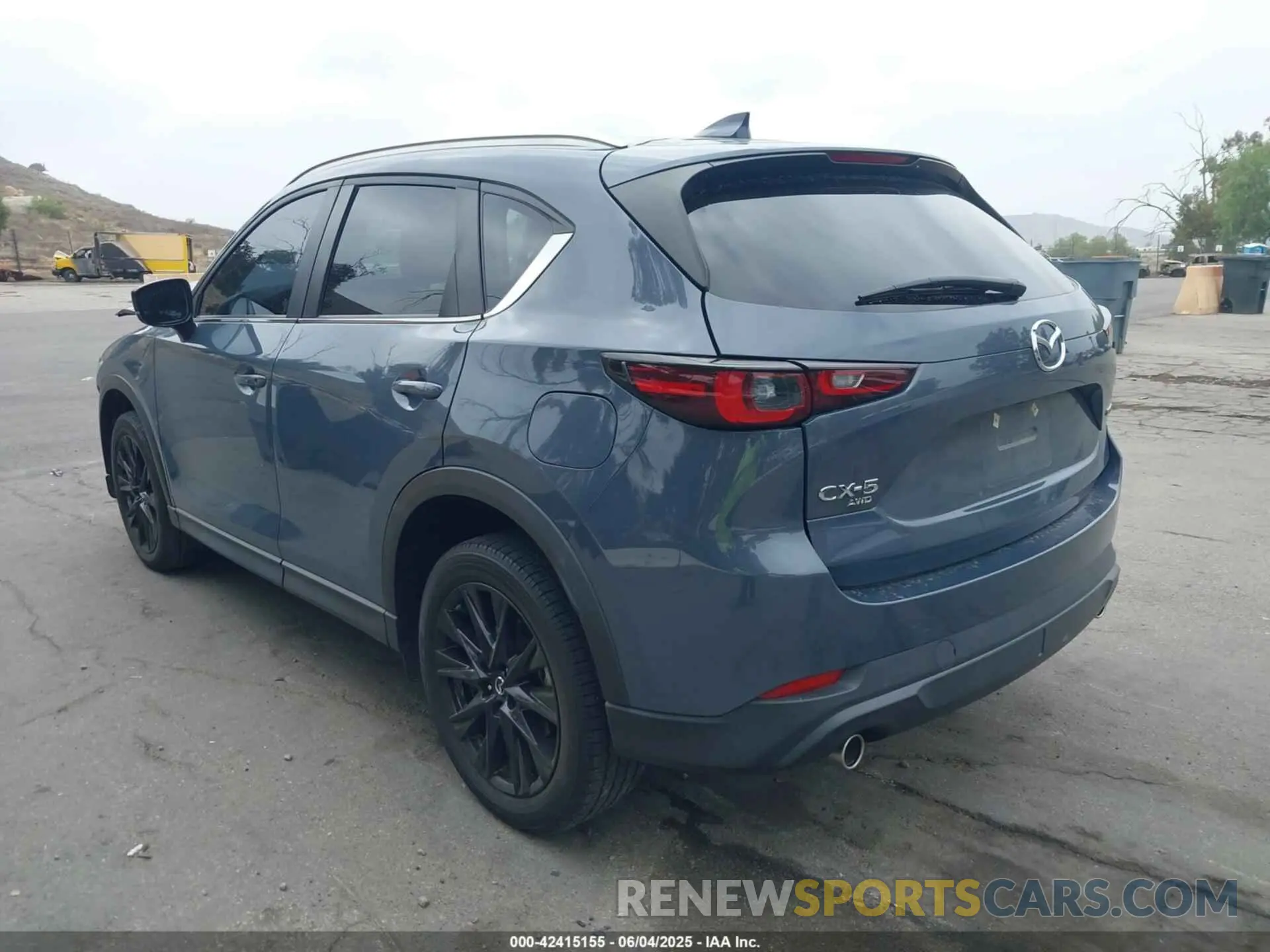3 fotografías del automóvil dañado JM3KFBCM9P0132659 MAZDA CX-5 2023